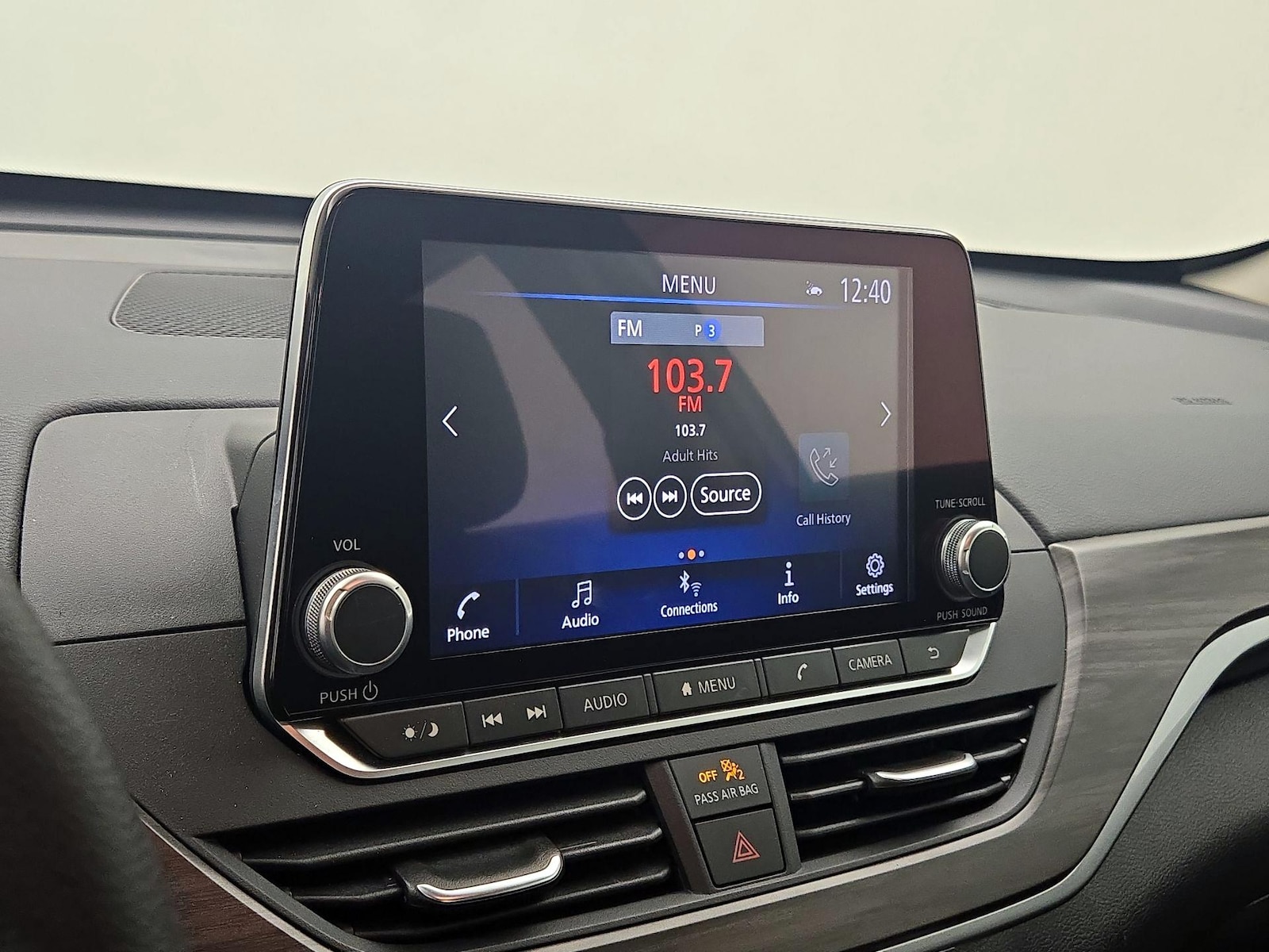 2025 Nissan Altima SV - Photo 16