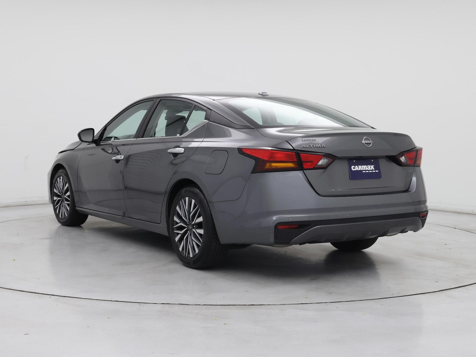 2025 Nissan Altima SV - Photo 3
