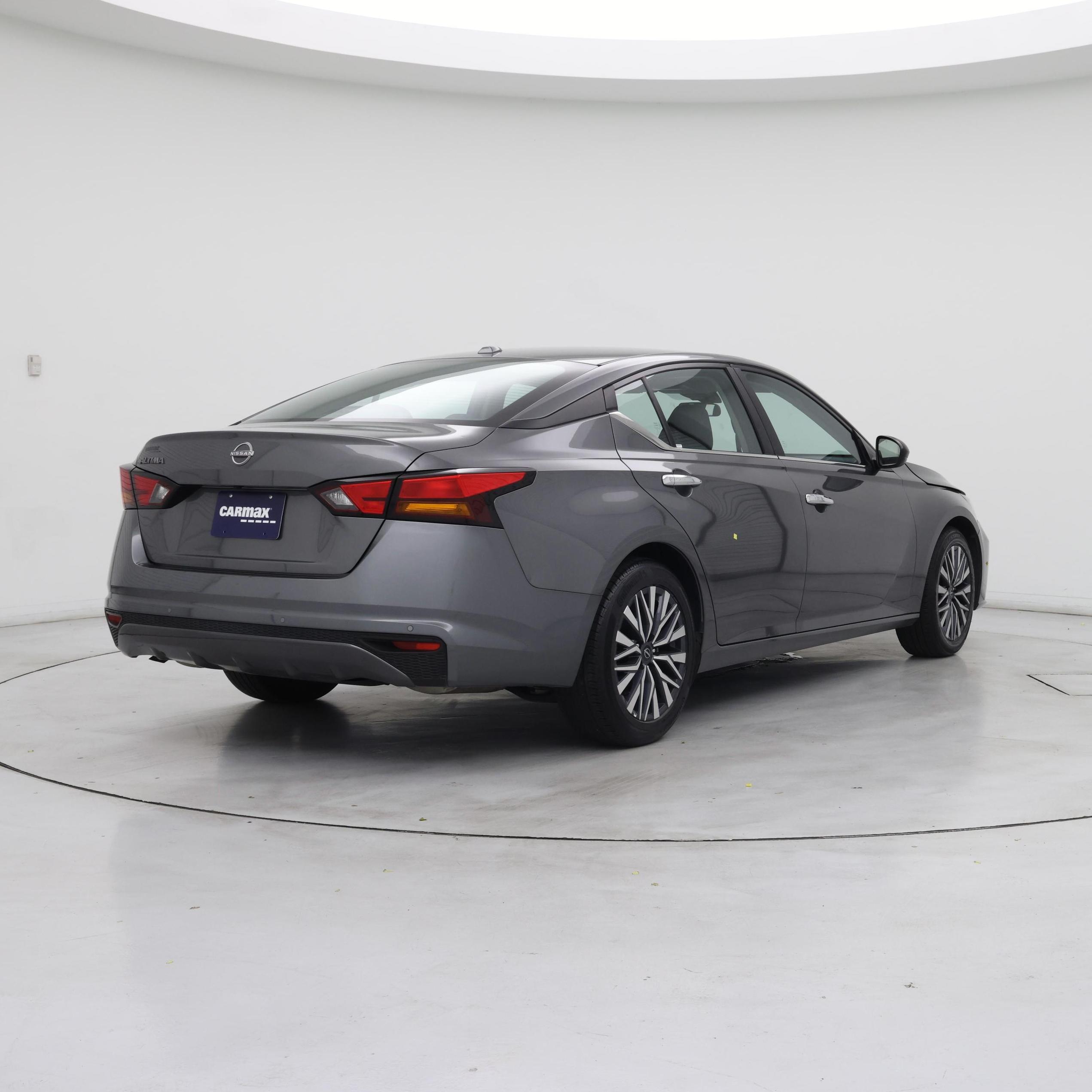 Thumbnail: 2025 Nissan Altima - 8