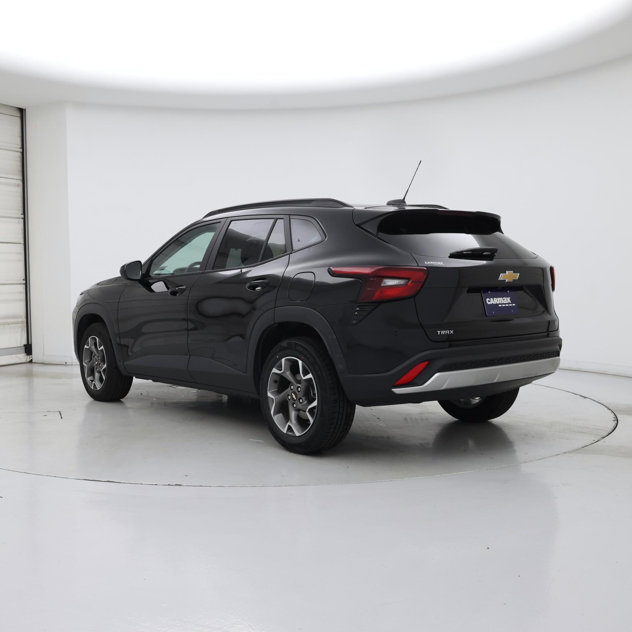 Thumbnail: 2025 Chevrolet Trax - 2