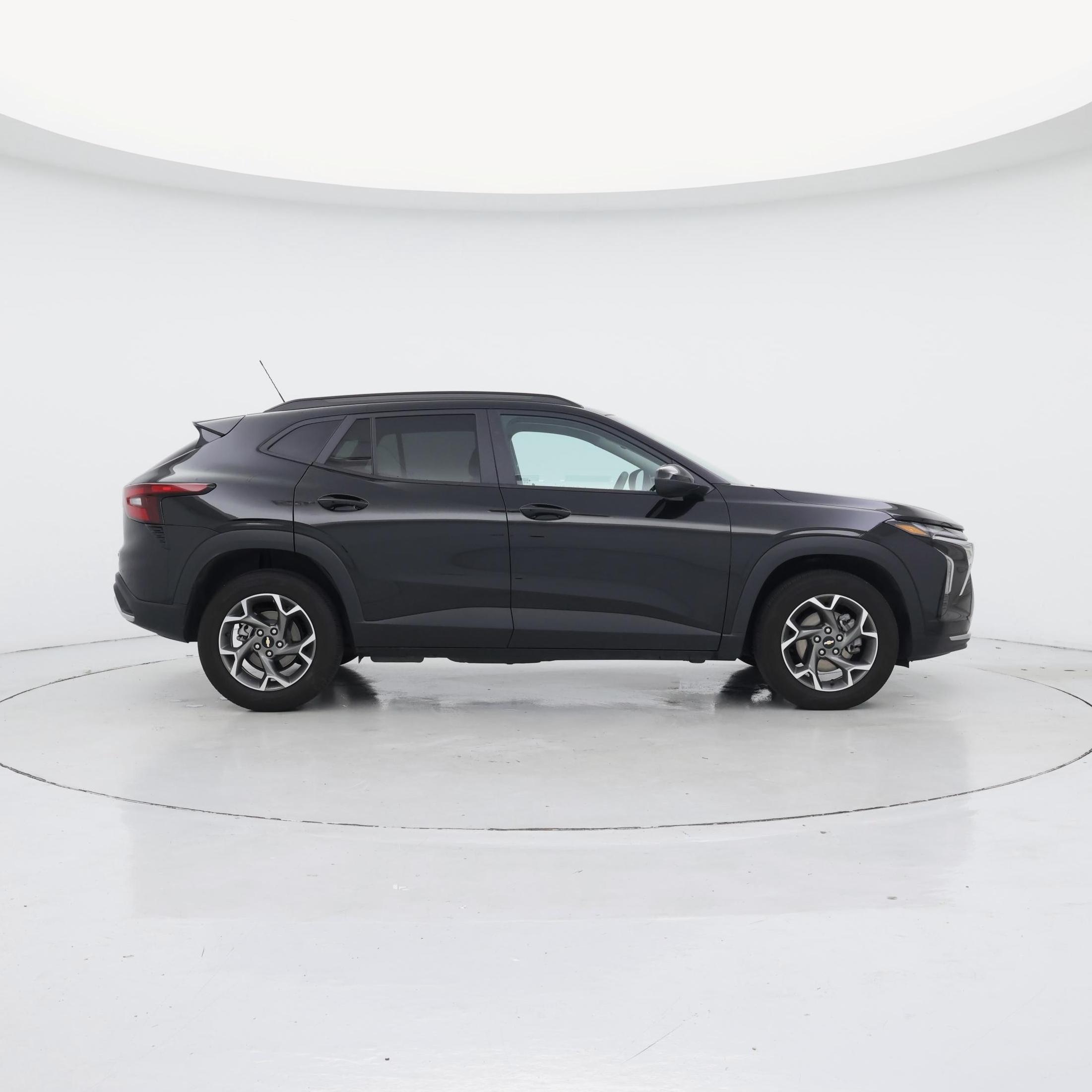 Thumbnail: 2025 Chevrolet Trax - 7