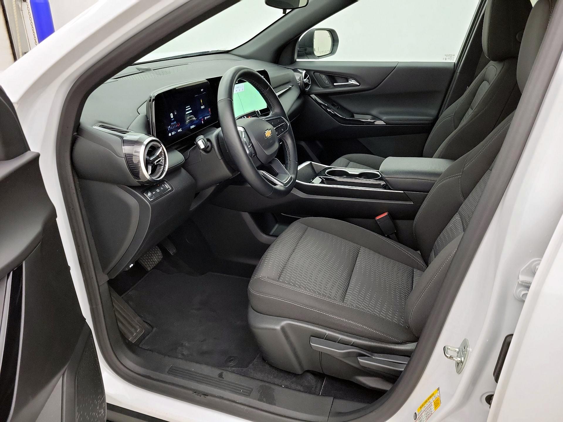 Thumbnail: 2025 Chevrolet Equinox - 11