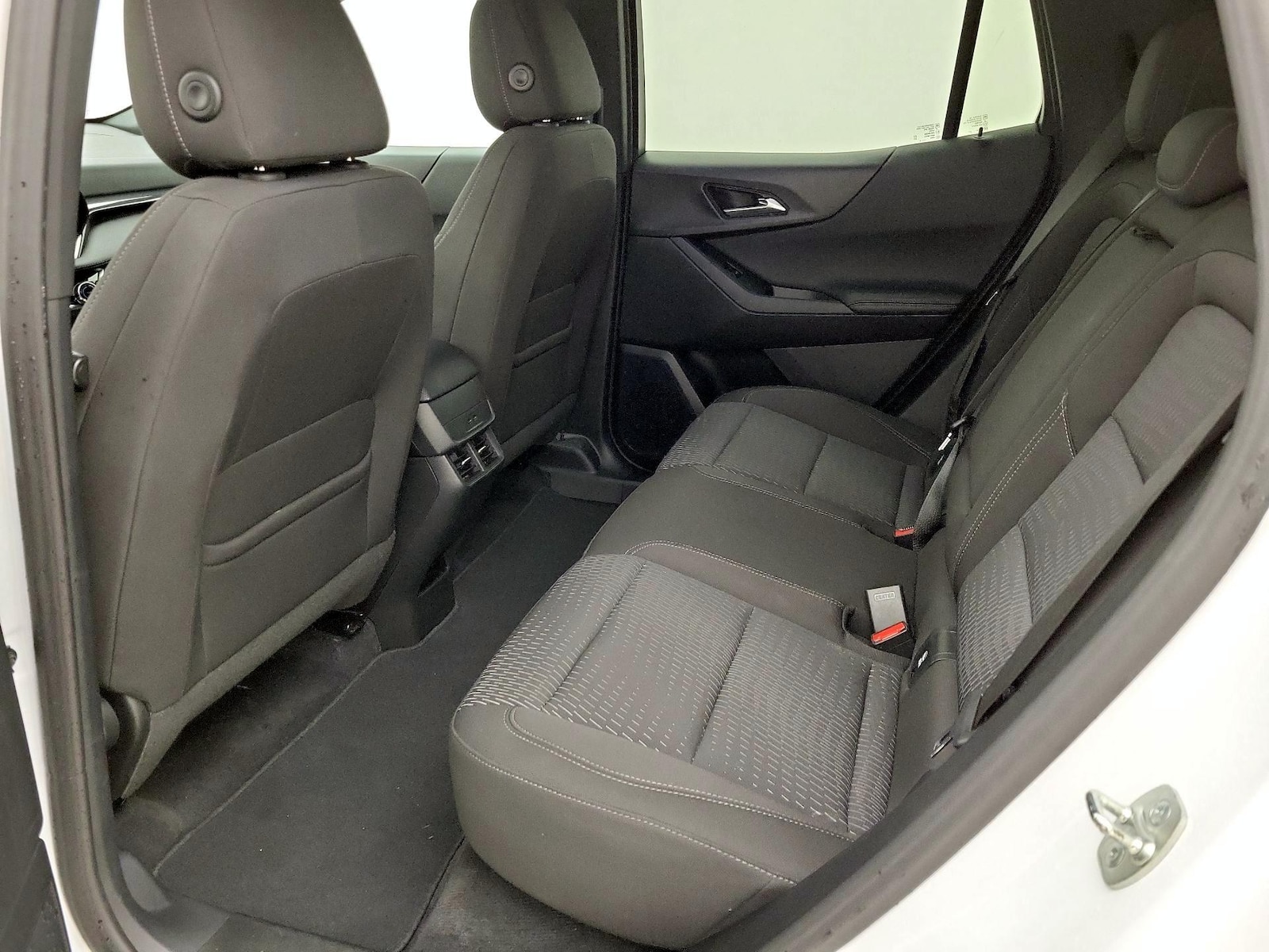 2025 Chevrolet Equinox LT - Photo 21
