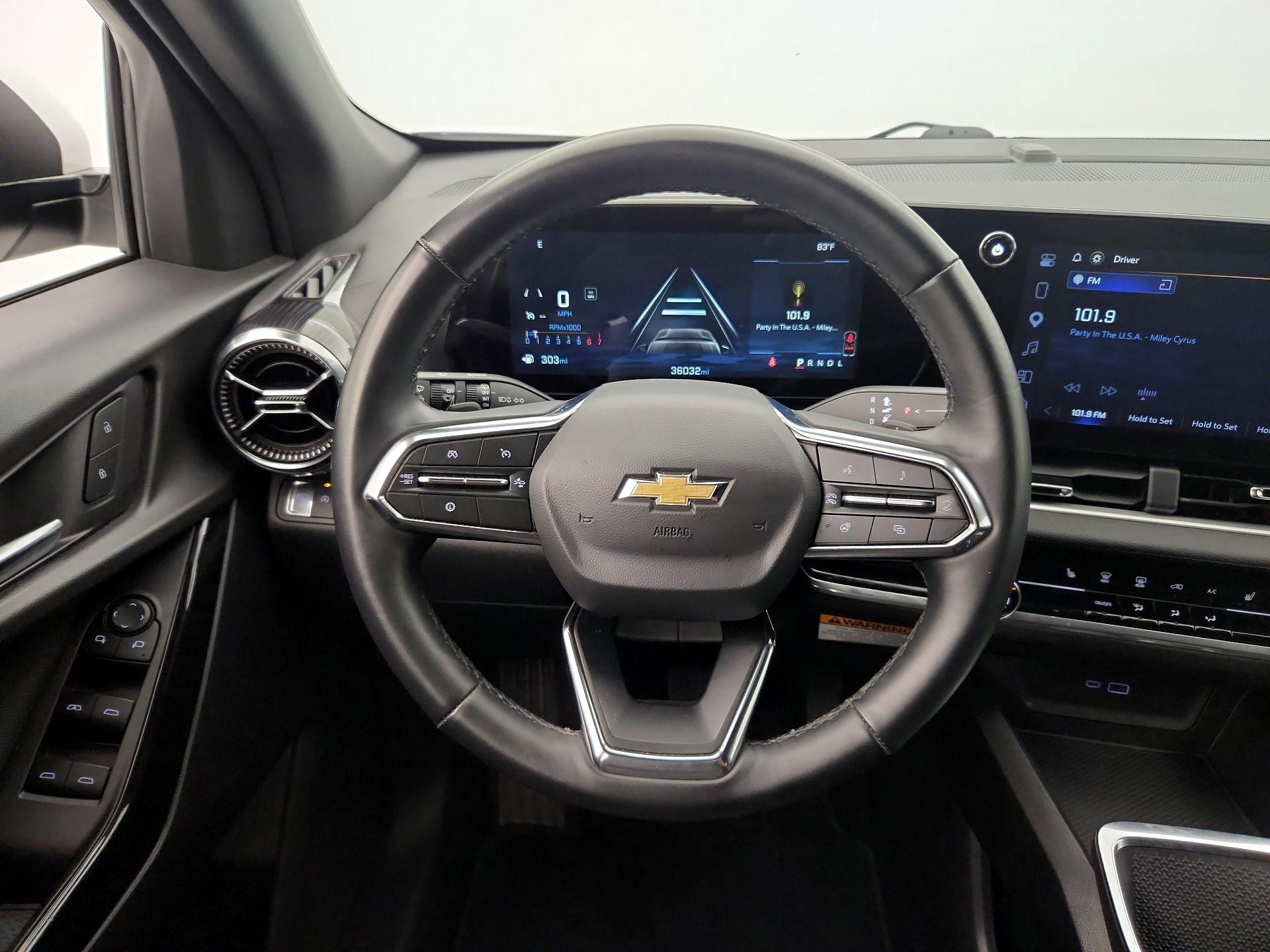 Thumbnail: 2025 Chevrolet Equinox - 10