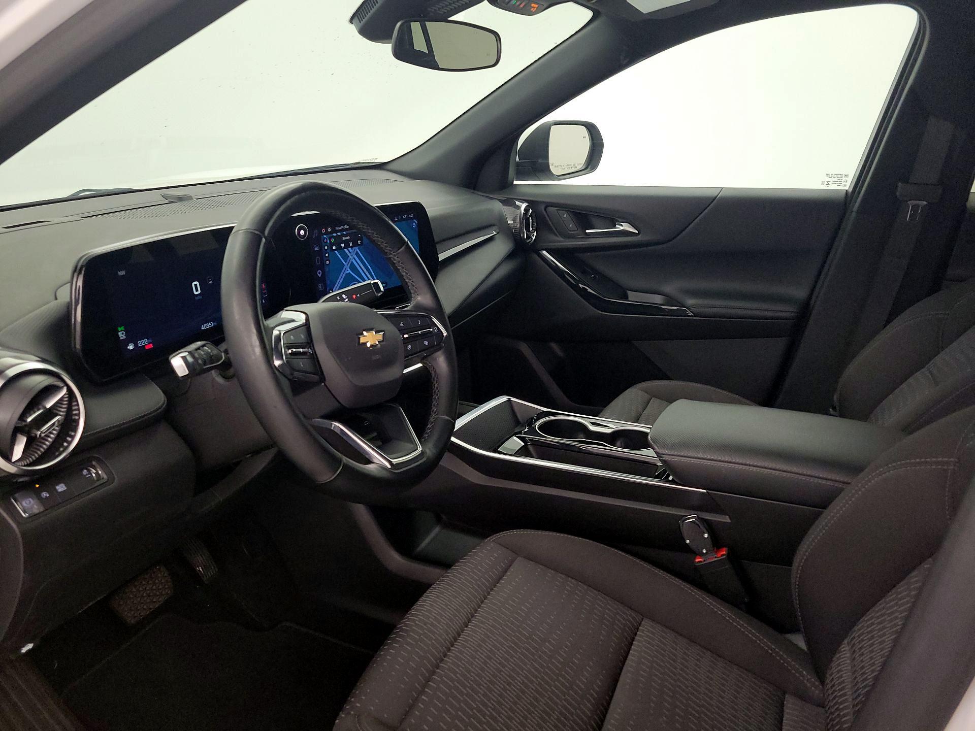 Thumbnail: 2025 Chevrolet Equinox - 11