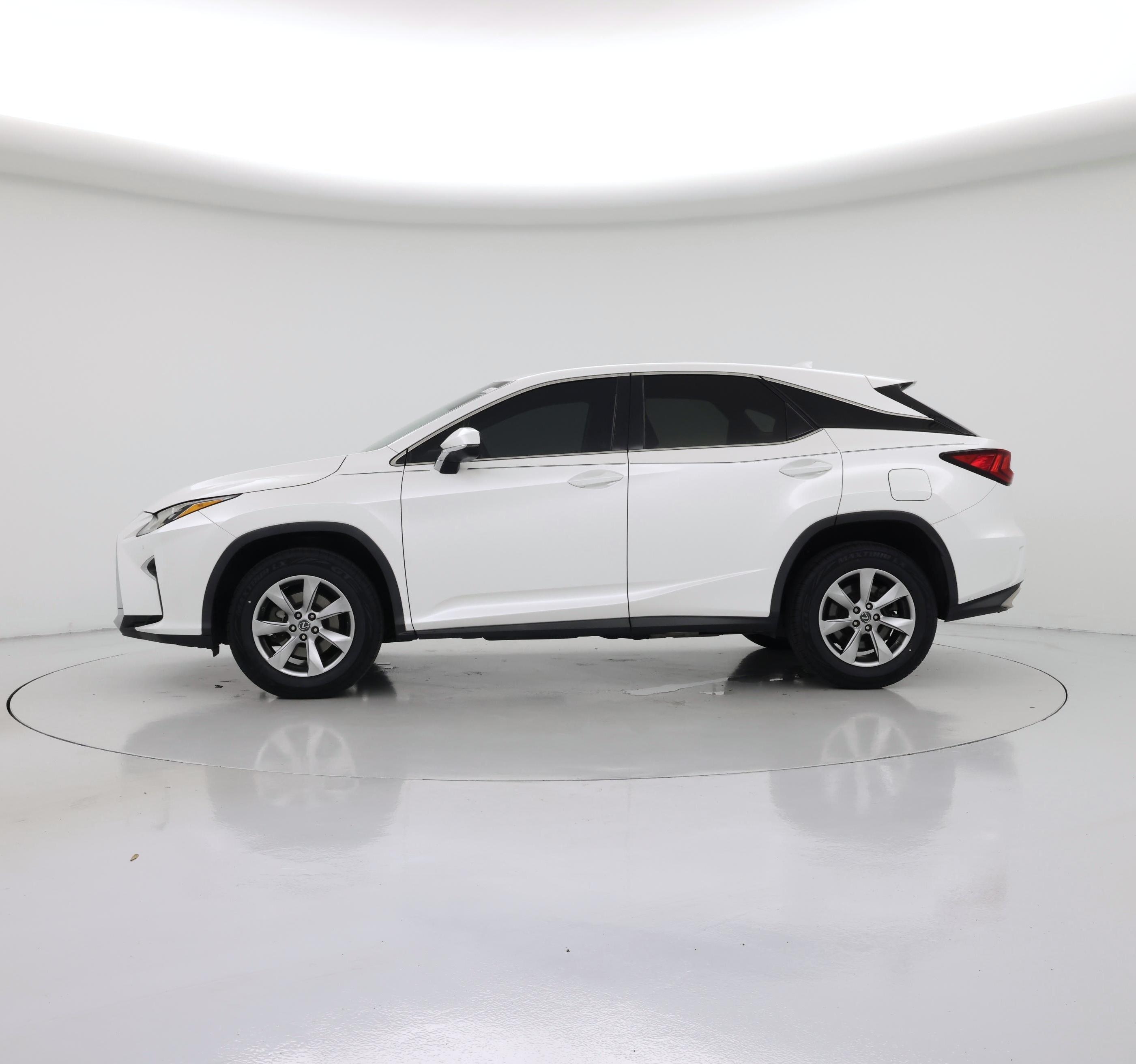 Thumbnail: 2018 Lexus RX - 3
