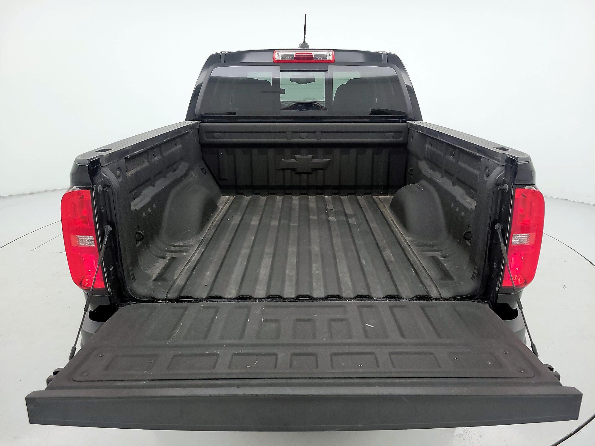 Thumbnail: 2019 Chevrolet Colorado - 20