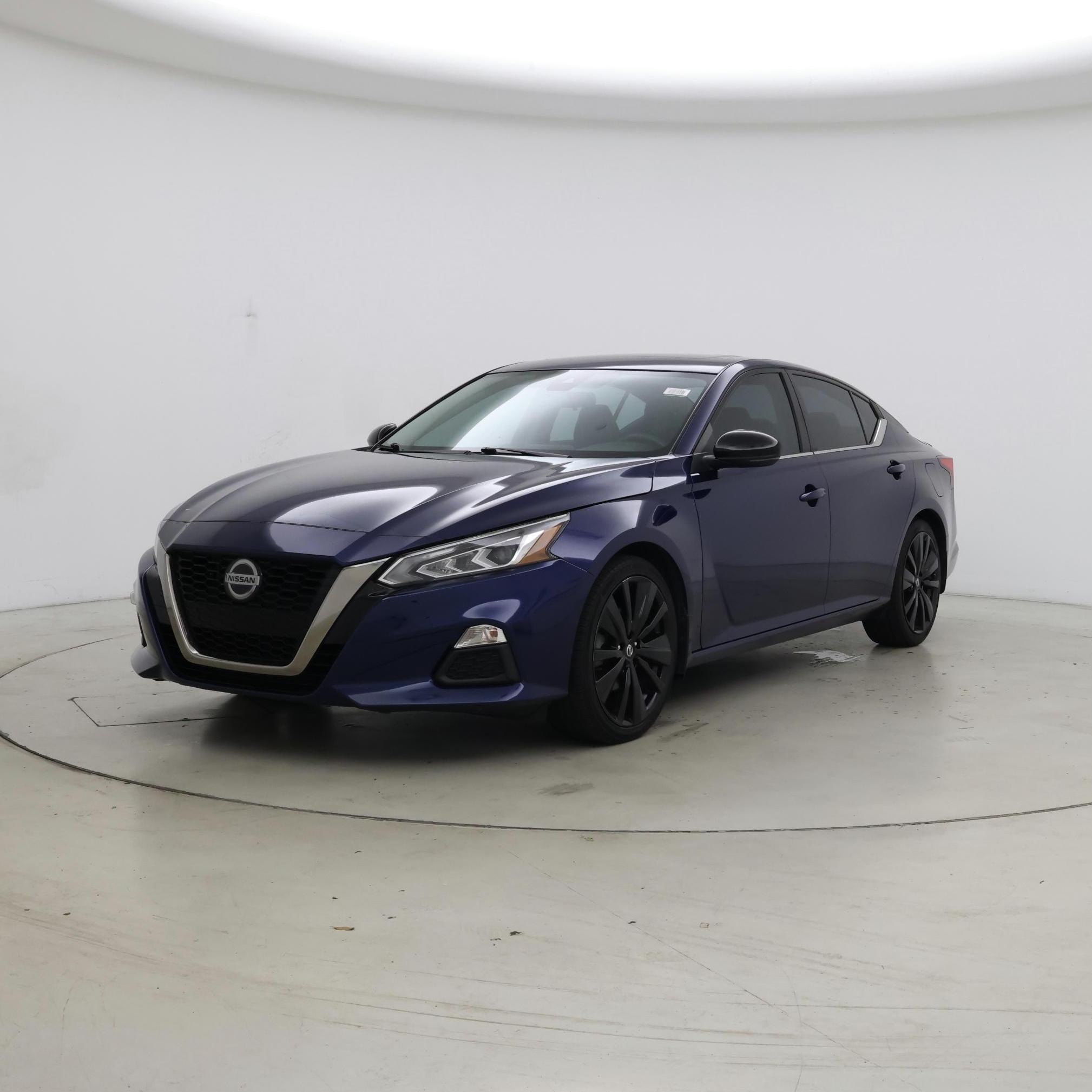 Thumbnail: 2020 Nissan Altima - 4