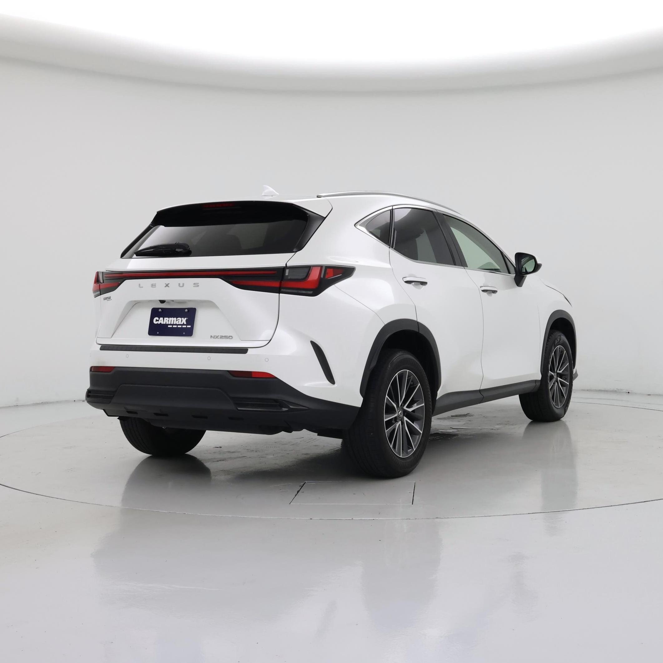 Thumbnail: 2022 Lexus NX - 8
