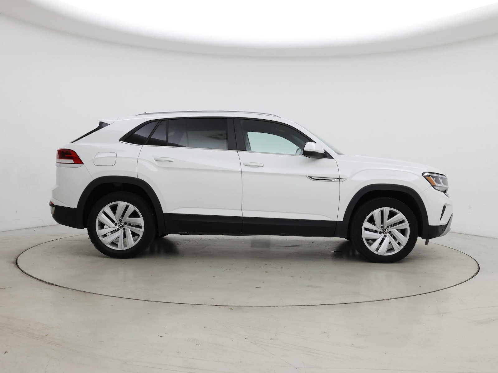 2021 Volkswagen Atlas Cross Sport SE w/Tech - Photo 8