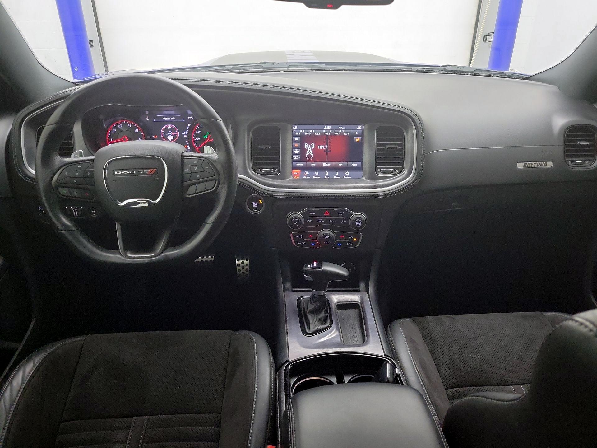 Thumbnail: 2022 Dodge Charger - 9