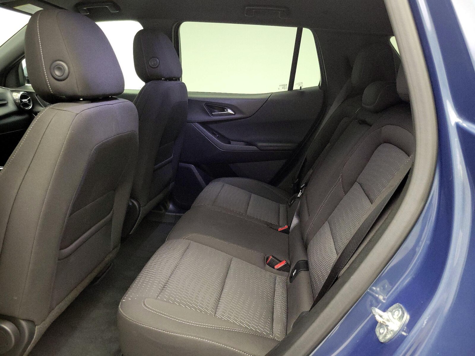 2025 Chevrolet Equinox LT - Photo 21