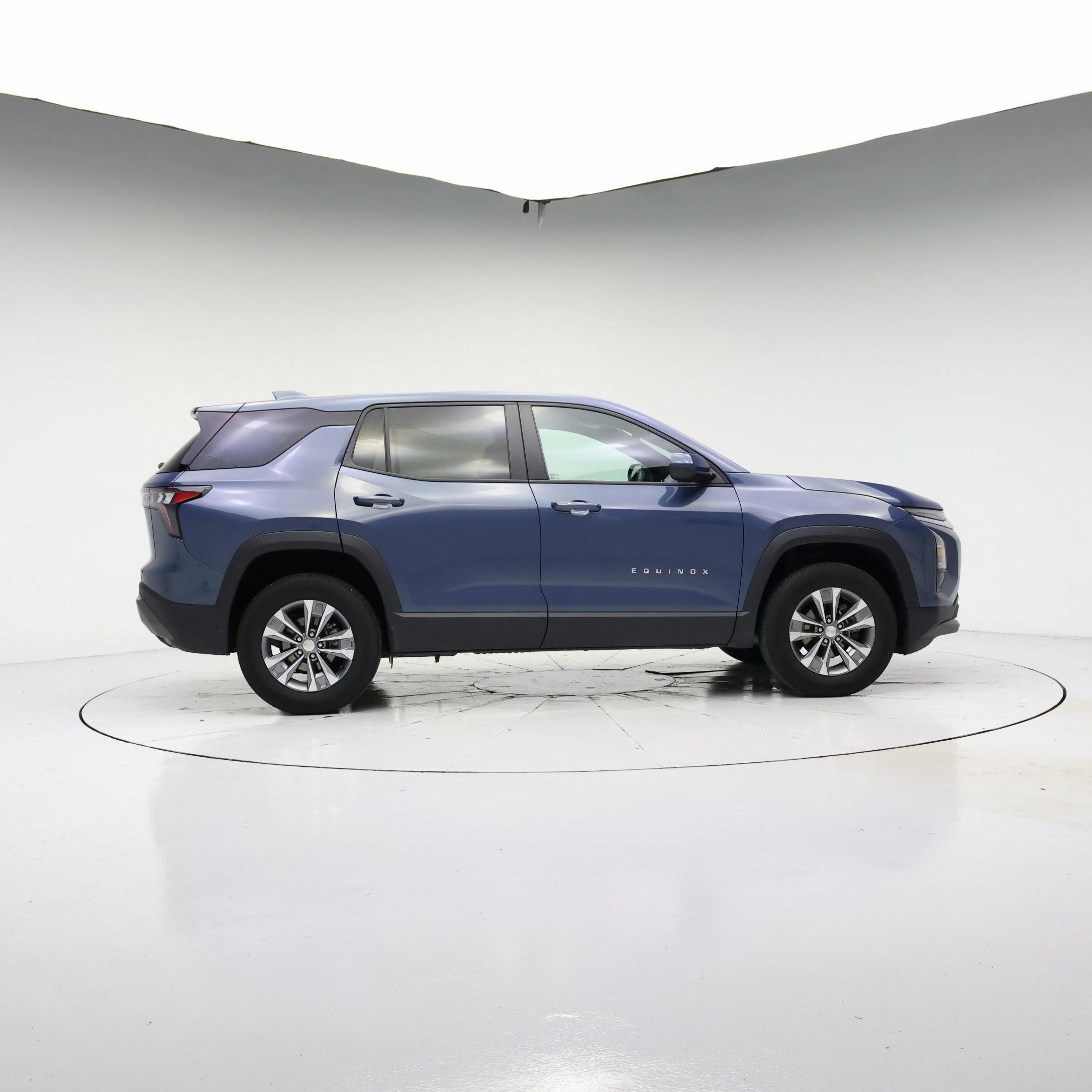 Thumbnail: 2025 Chevrolet Equinox - 3