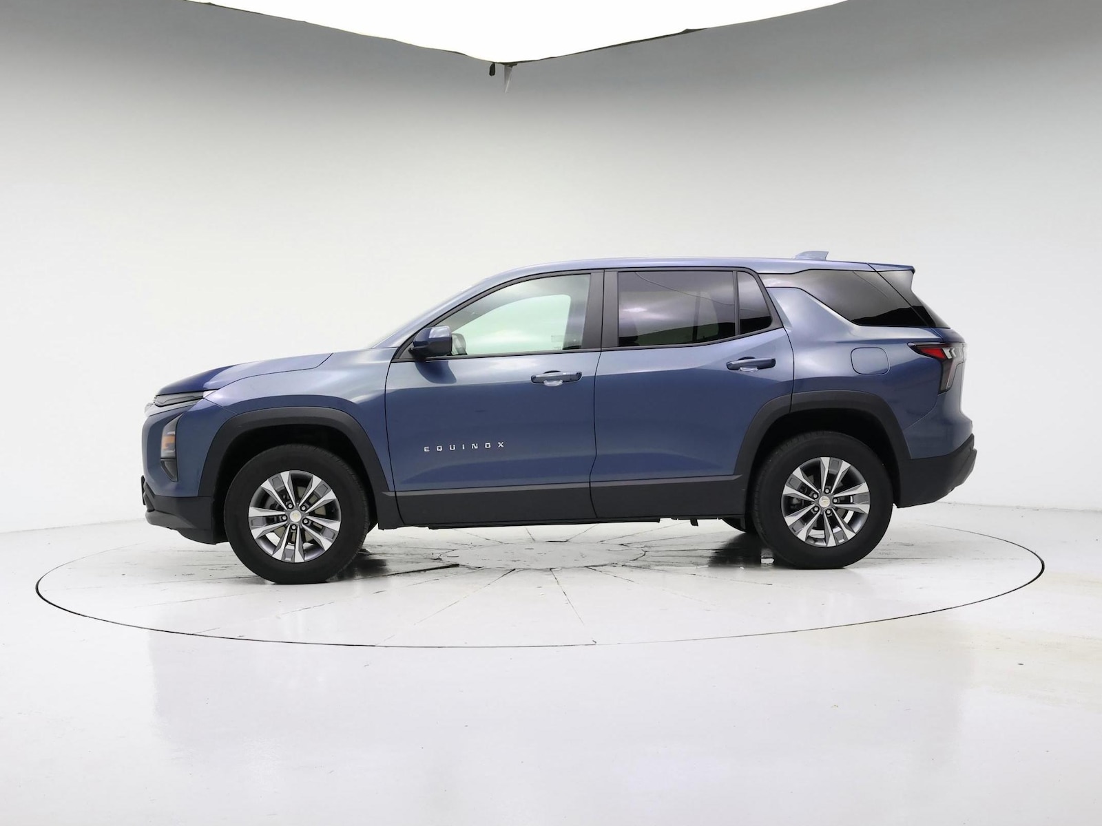 2025 Chevrolet Equinox LT - Photo 8