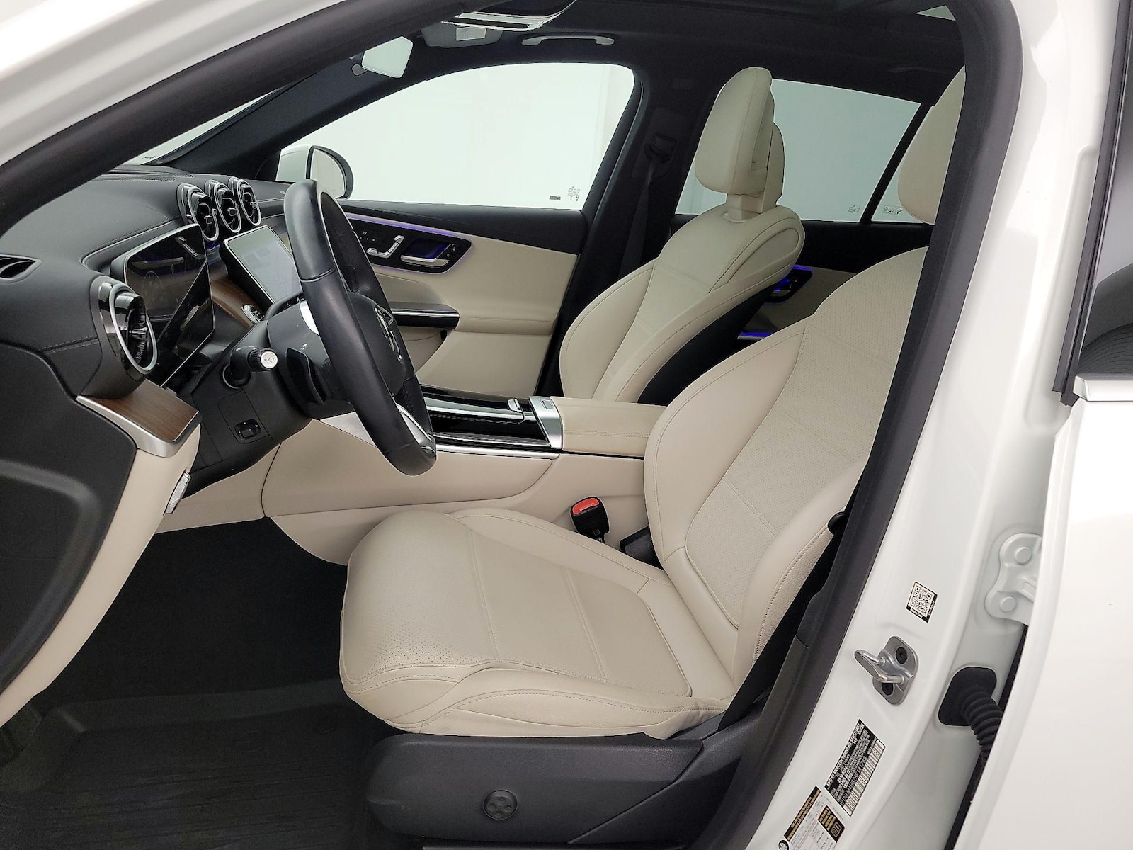 2024 Mercedes-Benz GLC GLC 300 - Photo 12