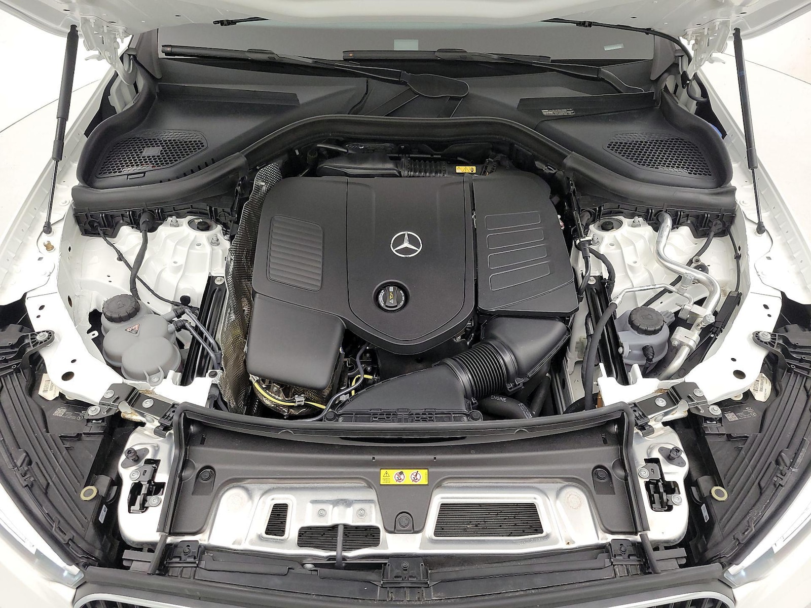 2024 Mercedes-Benz GLC GLC 300 - Photo 24