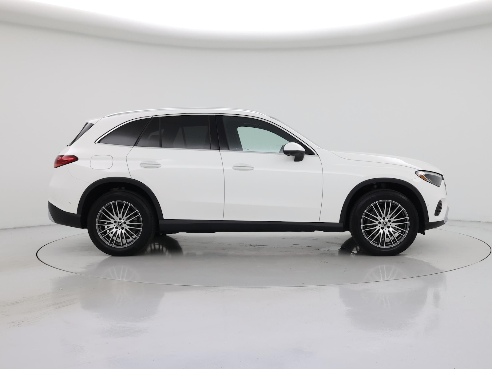 2024 Mercedes-Benz GLC GLC 300 - Photo 8