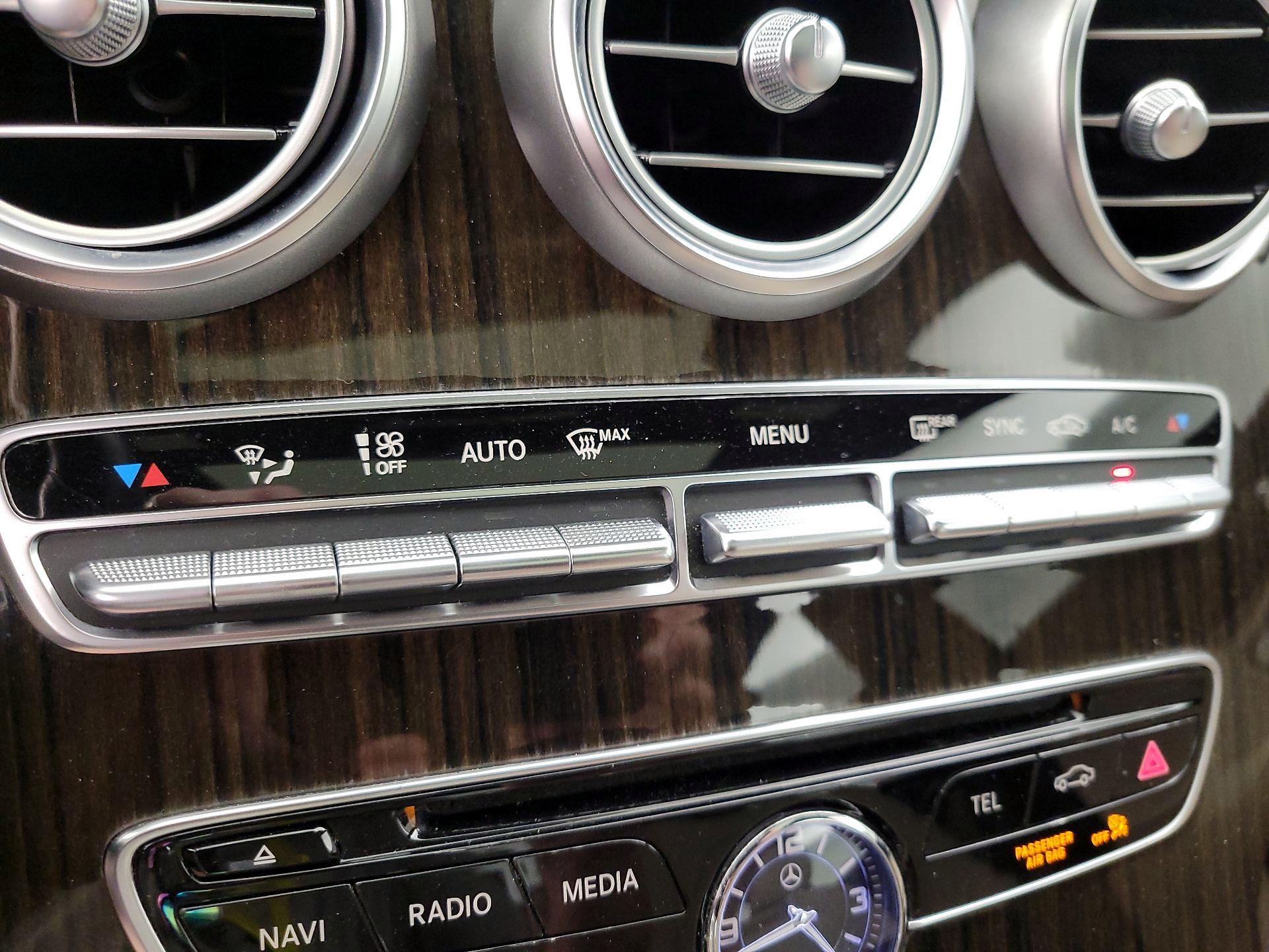 Thumbnail: 2018 Mercedes-Benz C-Class - 16