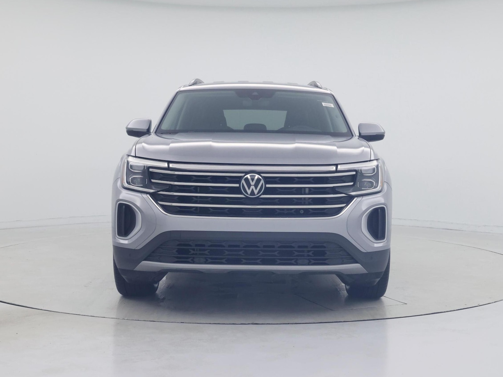 2025 Volkswagen Atlas SE w/Tech - Photo 6
