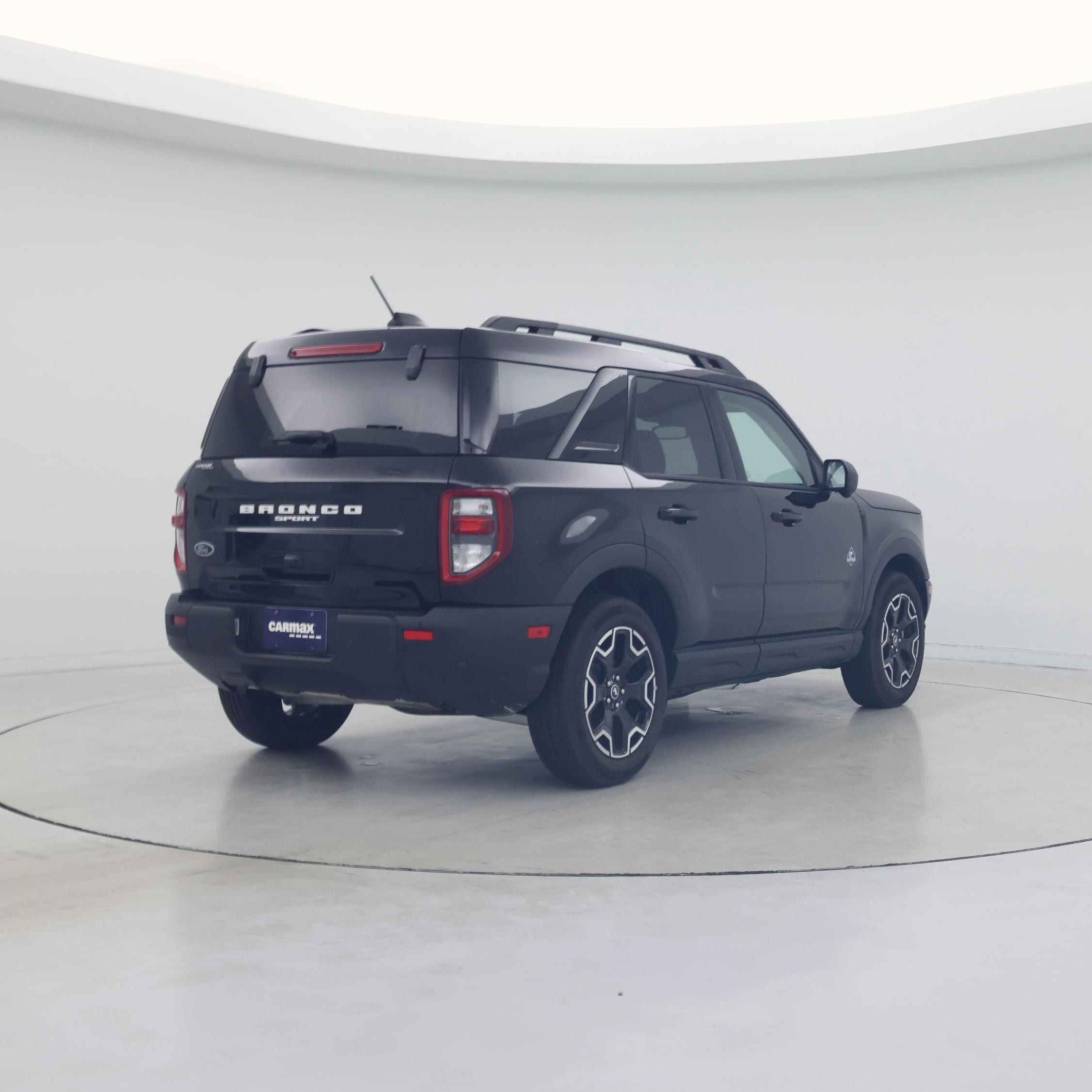 Thumbnail: 2025 Ford Bronco Sport - 8