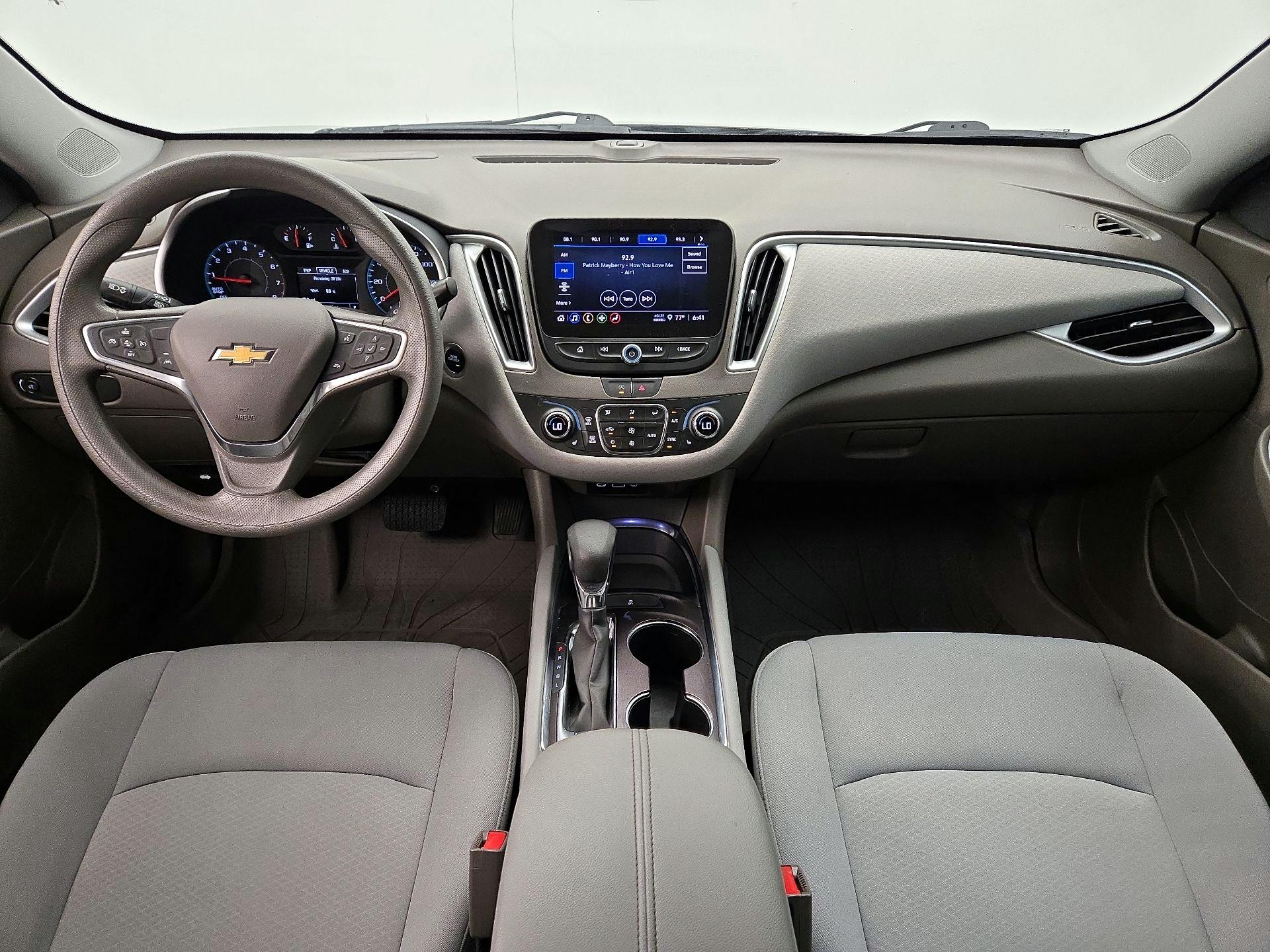 Thumbnail: 2023 Chevrolet Malibu - 9
