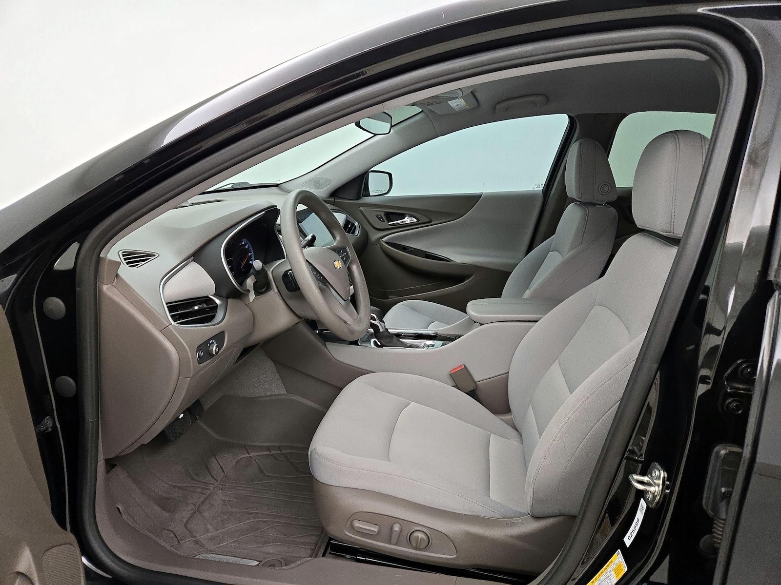 2023 Chevrolet Malibu 1LT - Photo 12