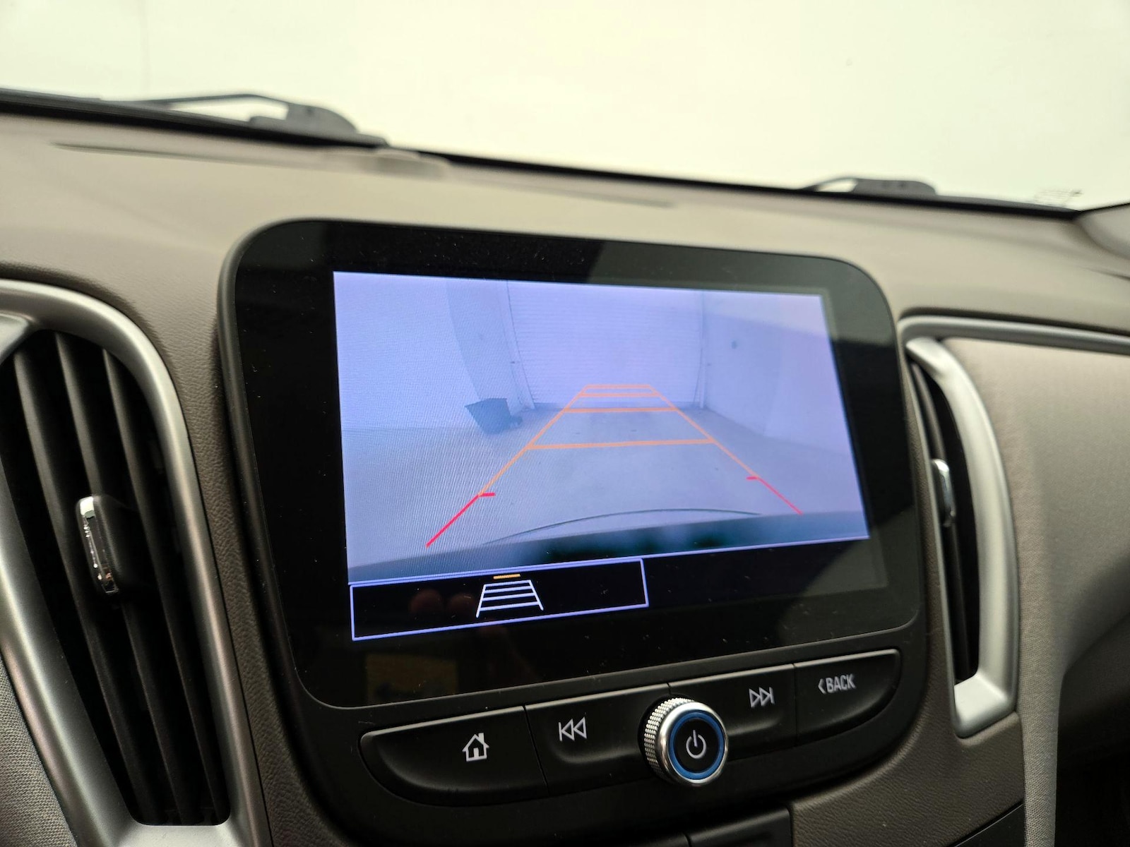 2023 Chevrolet Malibu 1LT - Photo 15