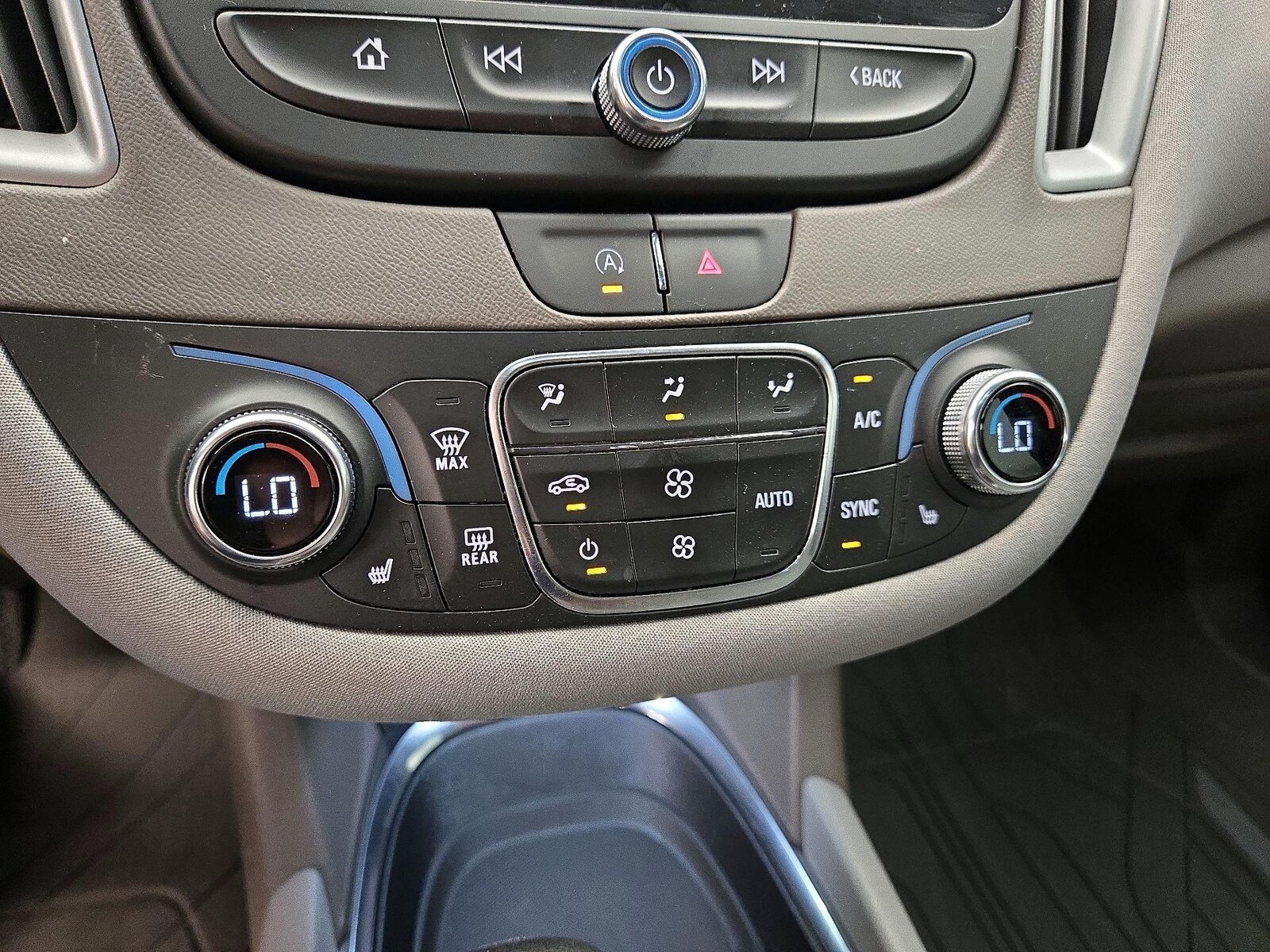 2023 Chevrolet Malibu 1LT - Photo 17