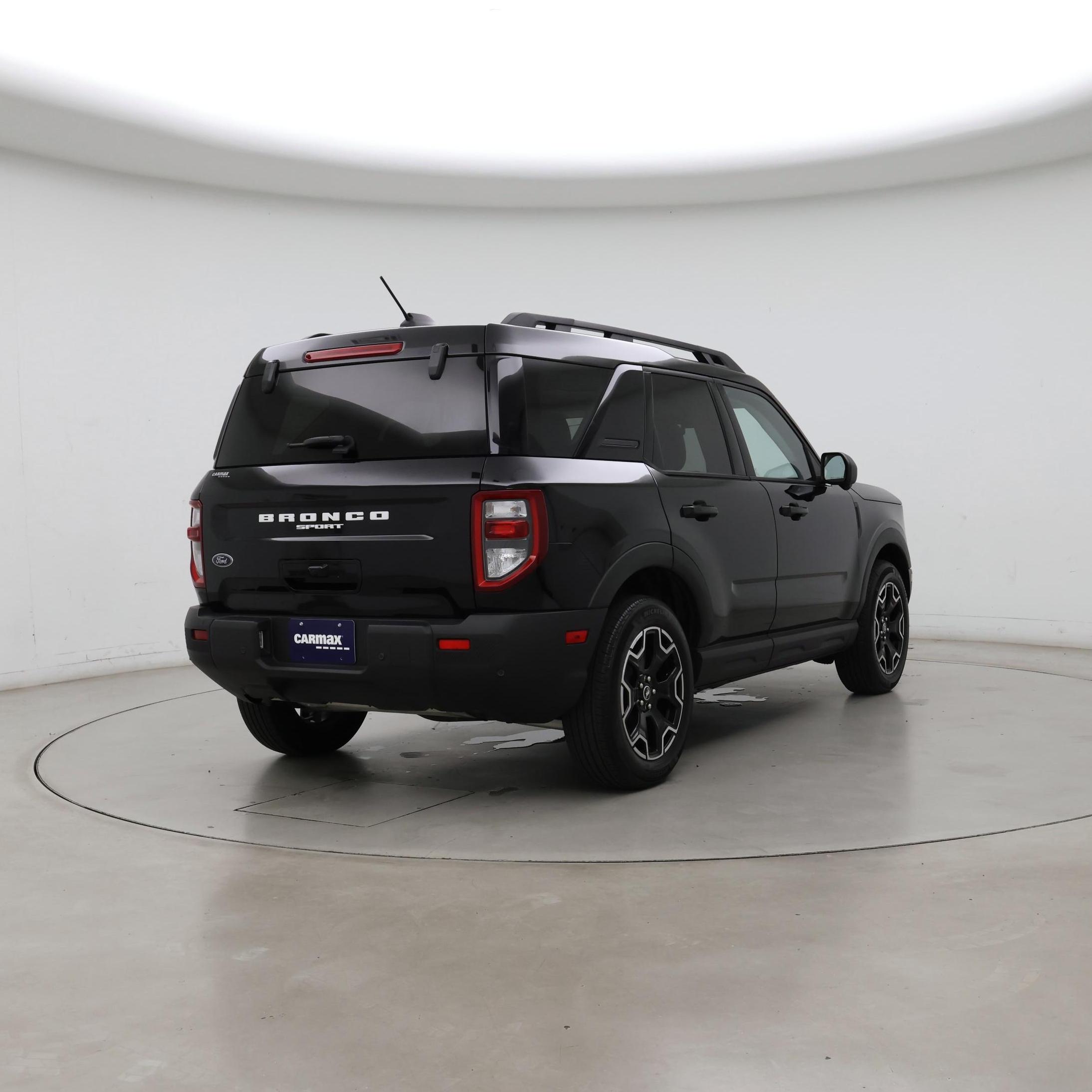 Thumbnail: 2025 Ford Bronco Sport - 8