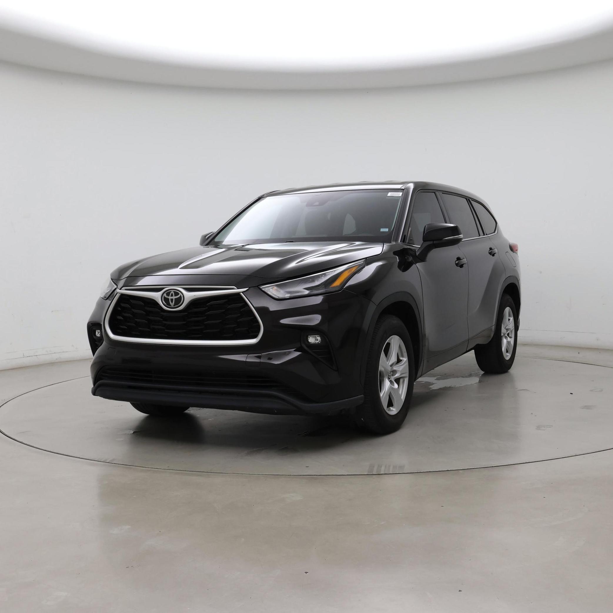 Thumbnail: 2022 Toyota Highlander - 4