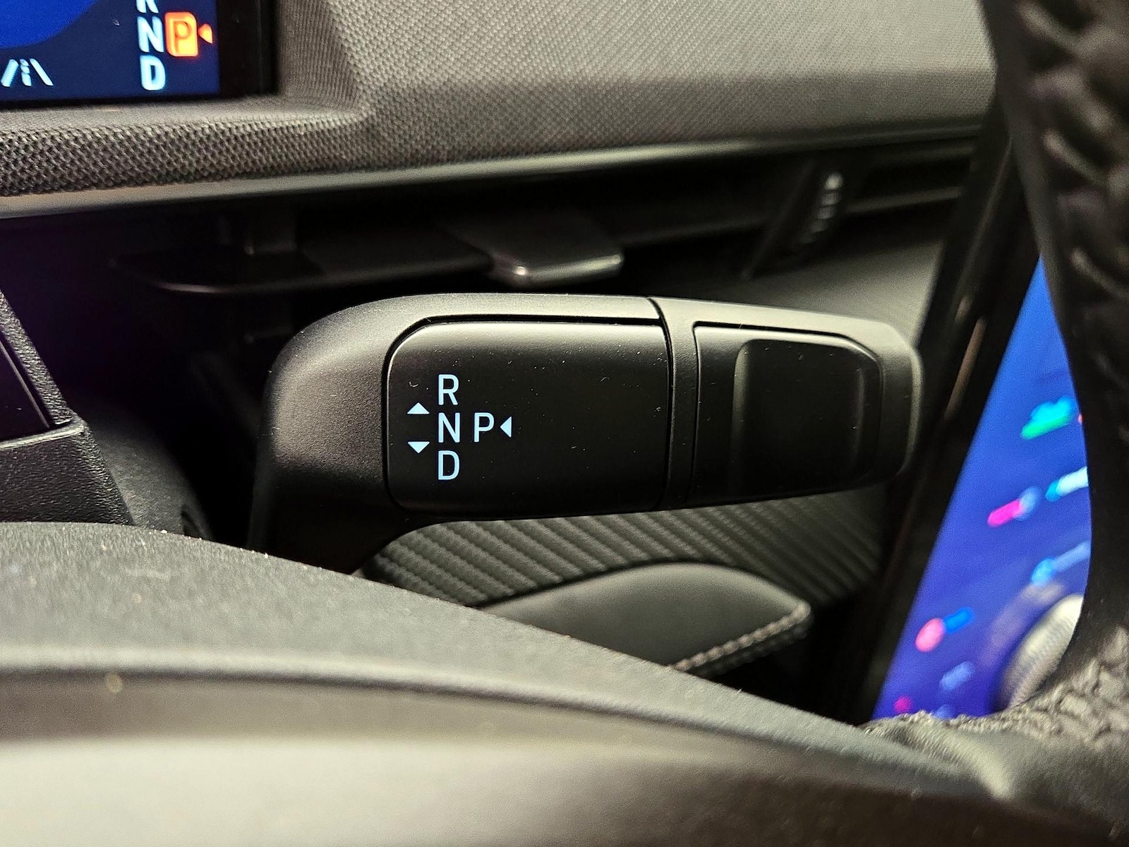 2025 Ford Mustang Mach-E Select AWD - Photo 19