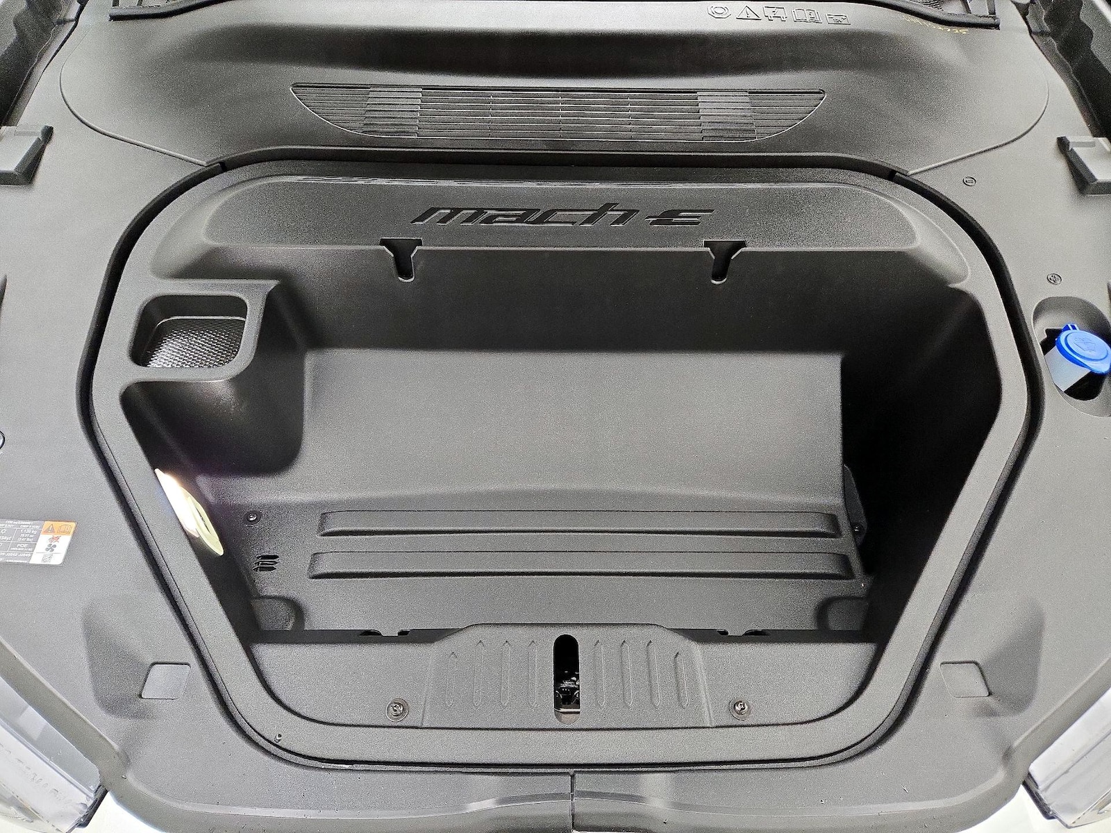 2025 Ford Mustang Mach-E Premium RWD - Photo 23