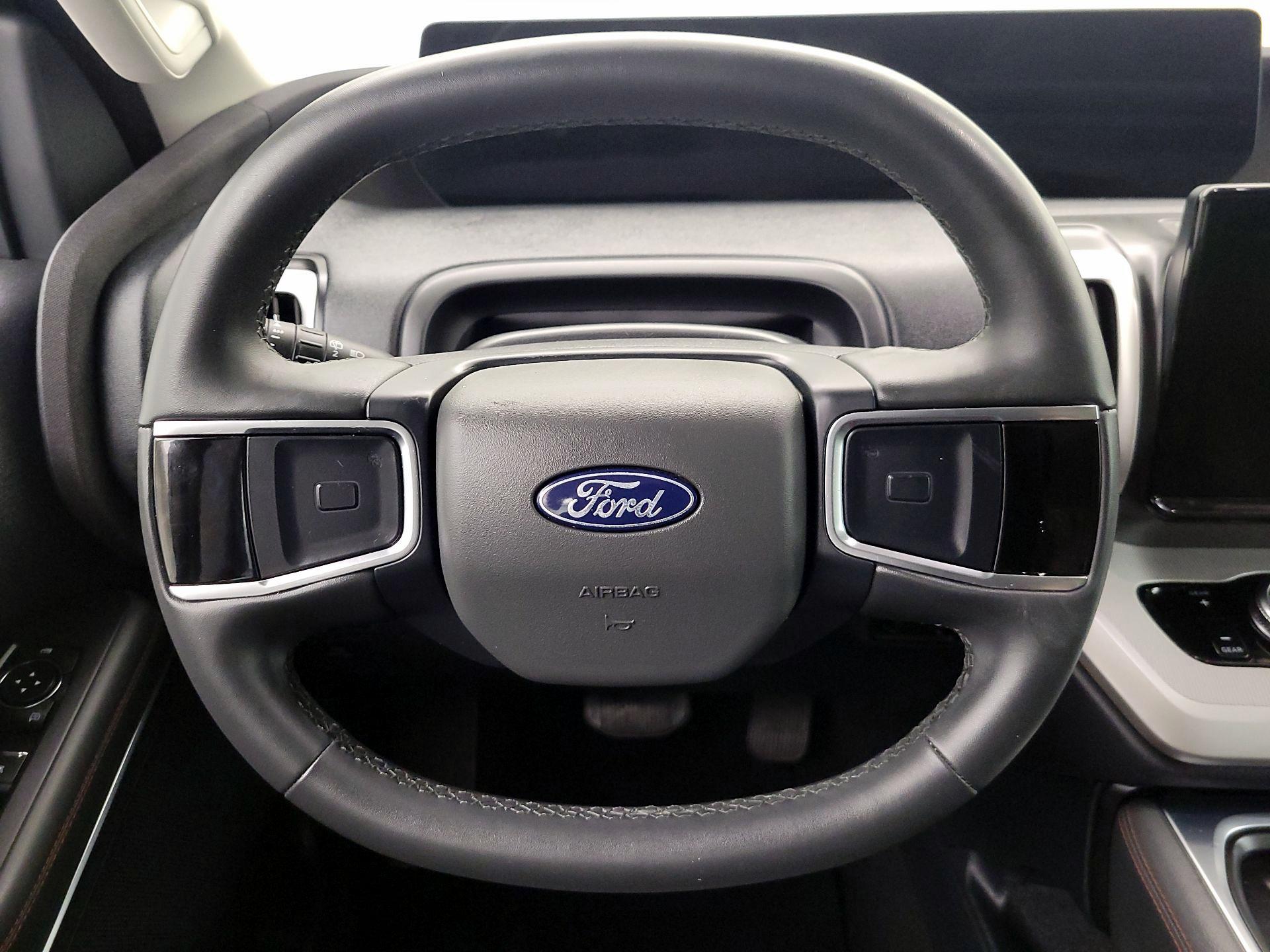 Thumbnail: 2025 Ford Expedition MAX - 10