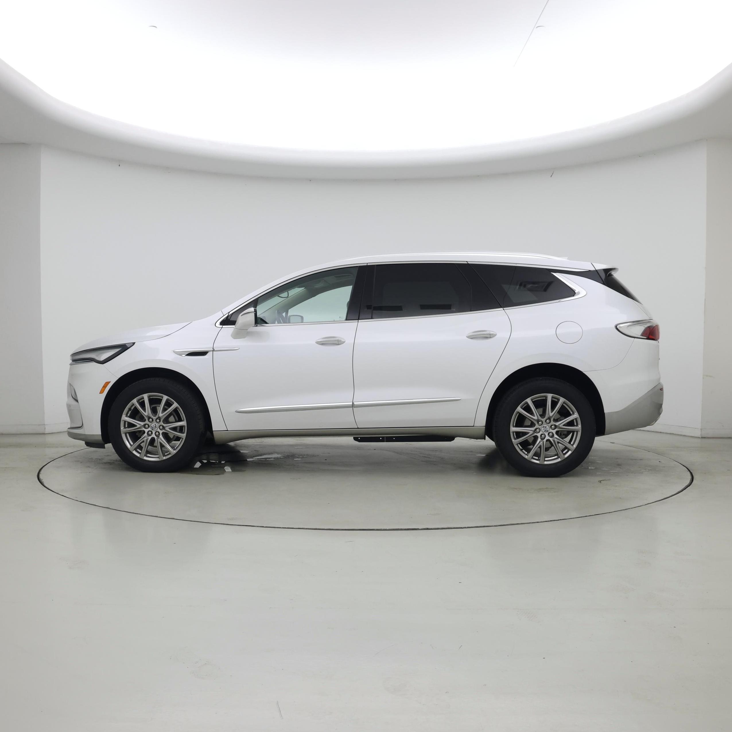 Thumbnail: 2023 Buick Enclave - 3