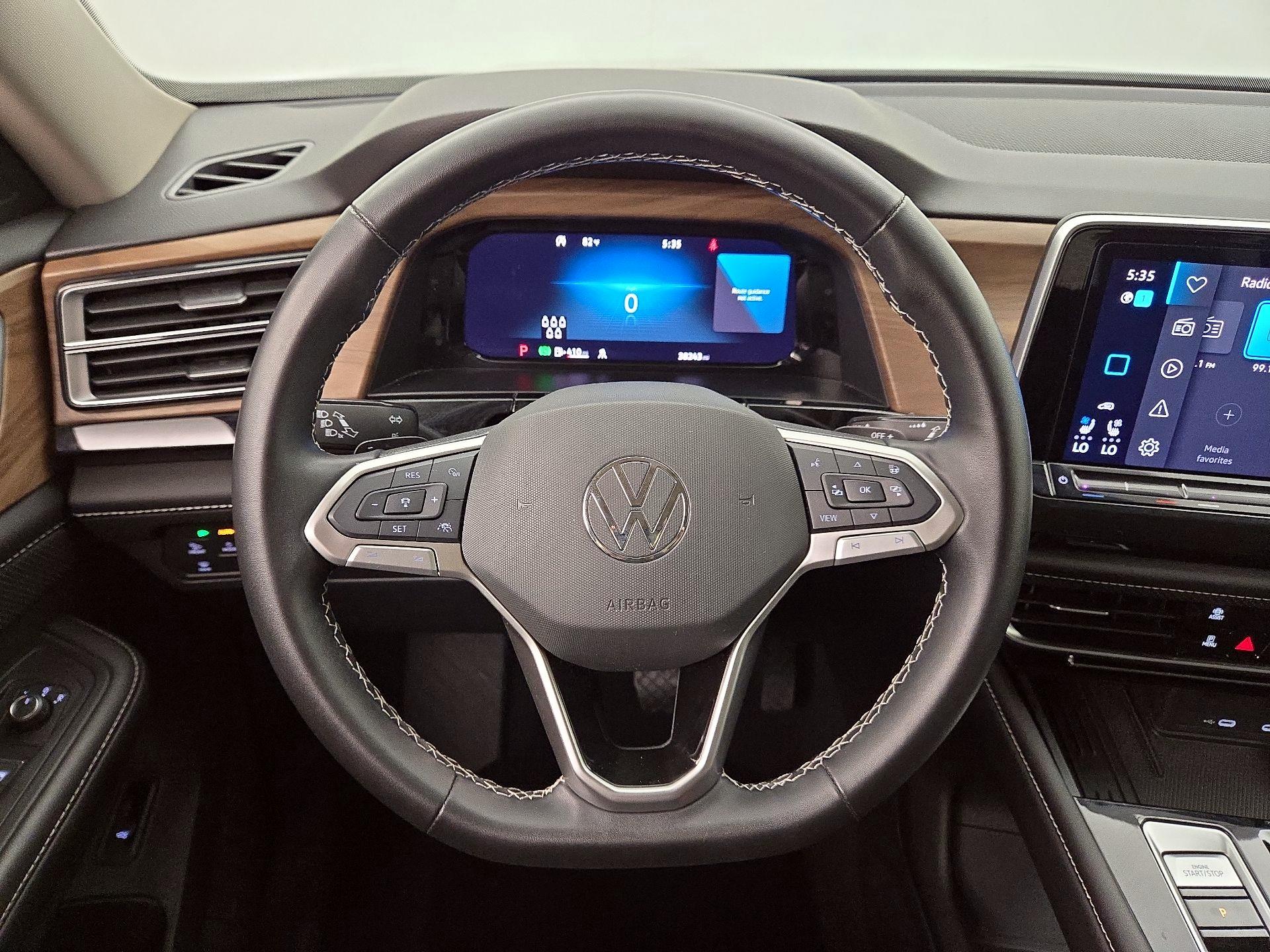 Thumbnail: 2025 Volkswagen Atlas - 10