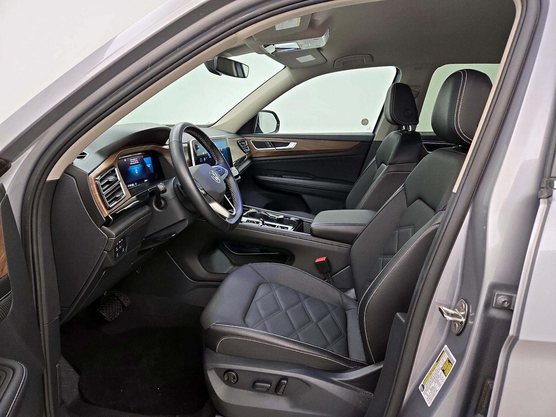 Thumbnail: 2025 Volkswagen Atlas - 11