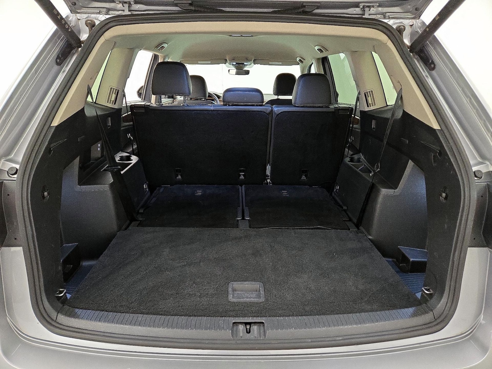 2025 Volkswagen Atlas SE w/Tech - Photo 23