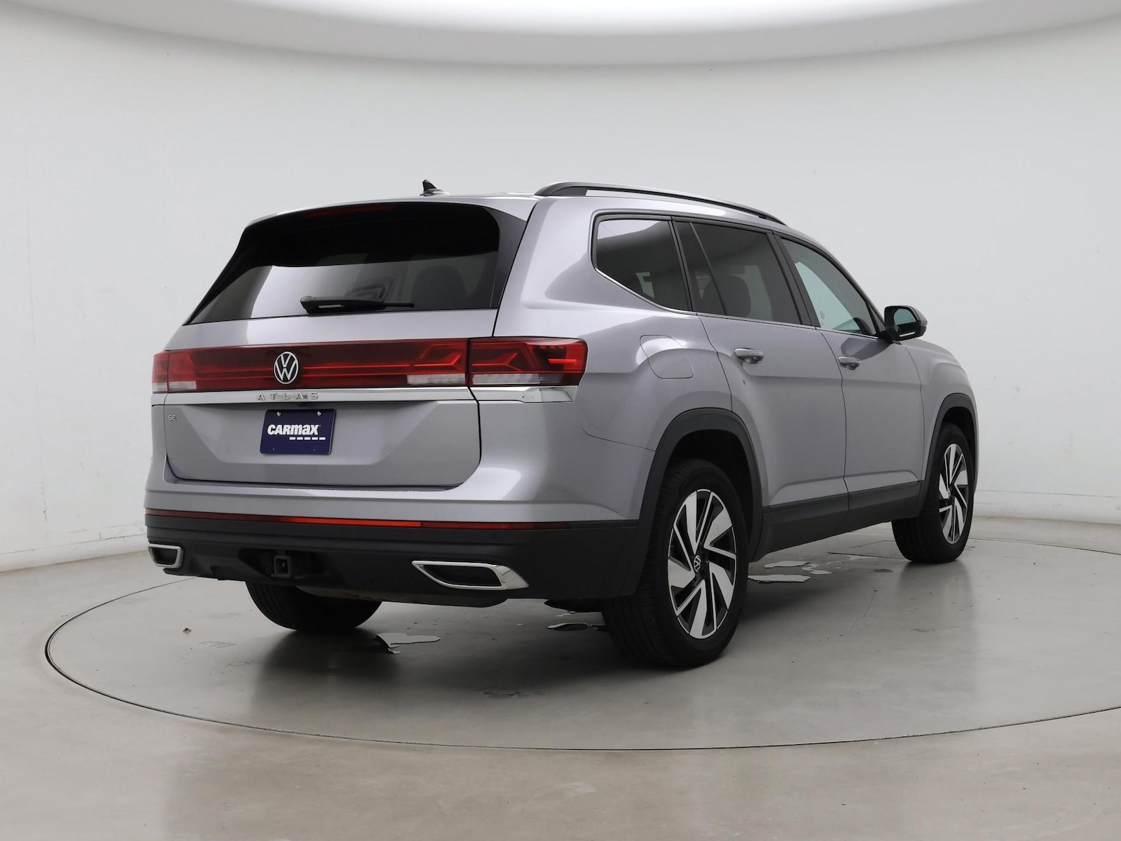 2025 Volkswagen Atlas SE w/Tech - Photo 9