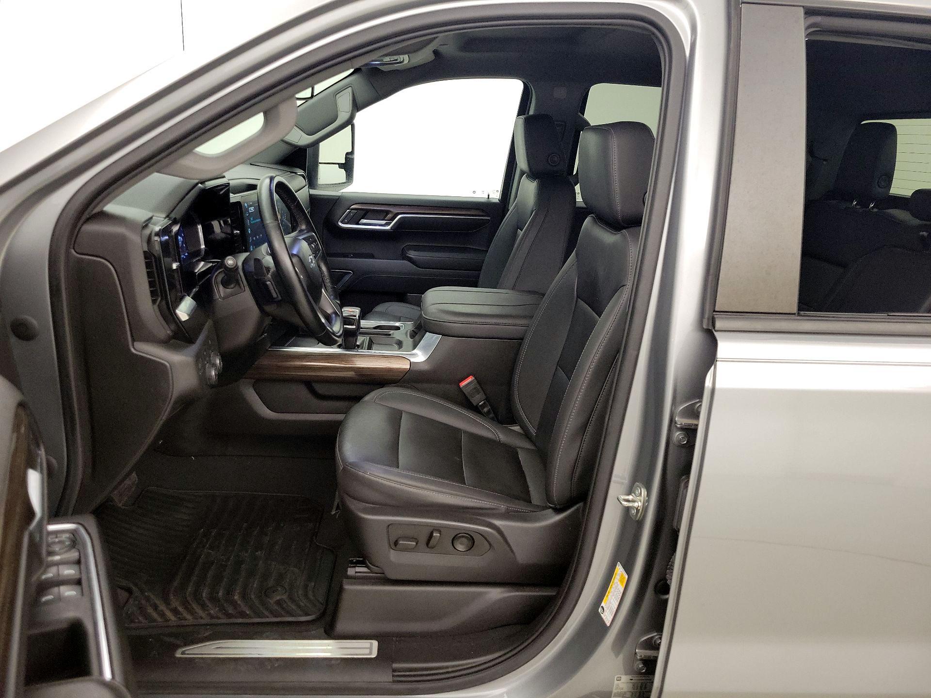 Thumbnail: 2023 Chevrolet Silverado 1500 - 11