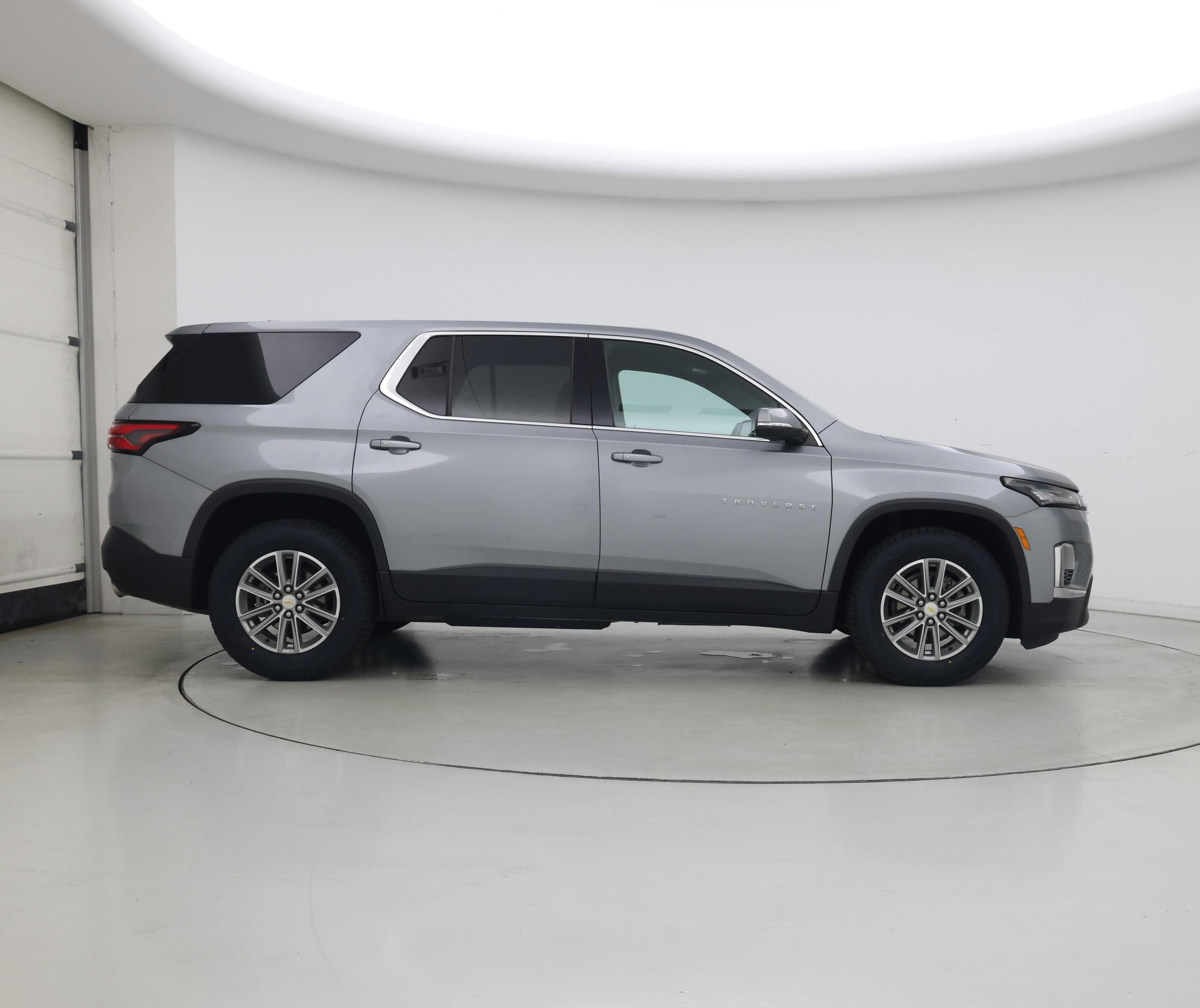 Thumbnail: 2023 Chevrolet Traverse - 7