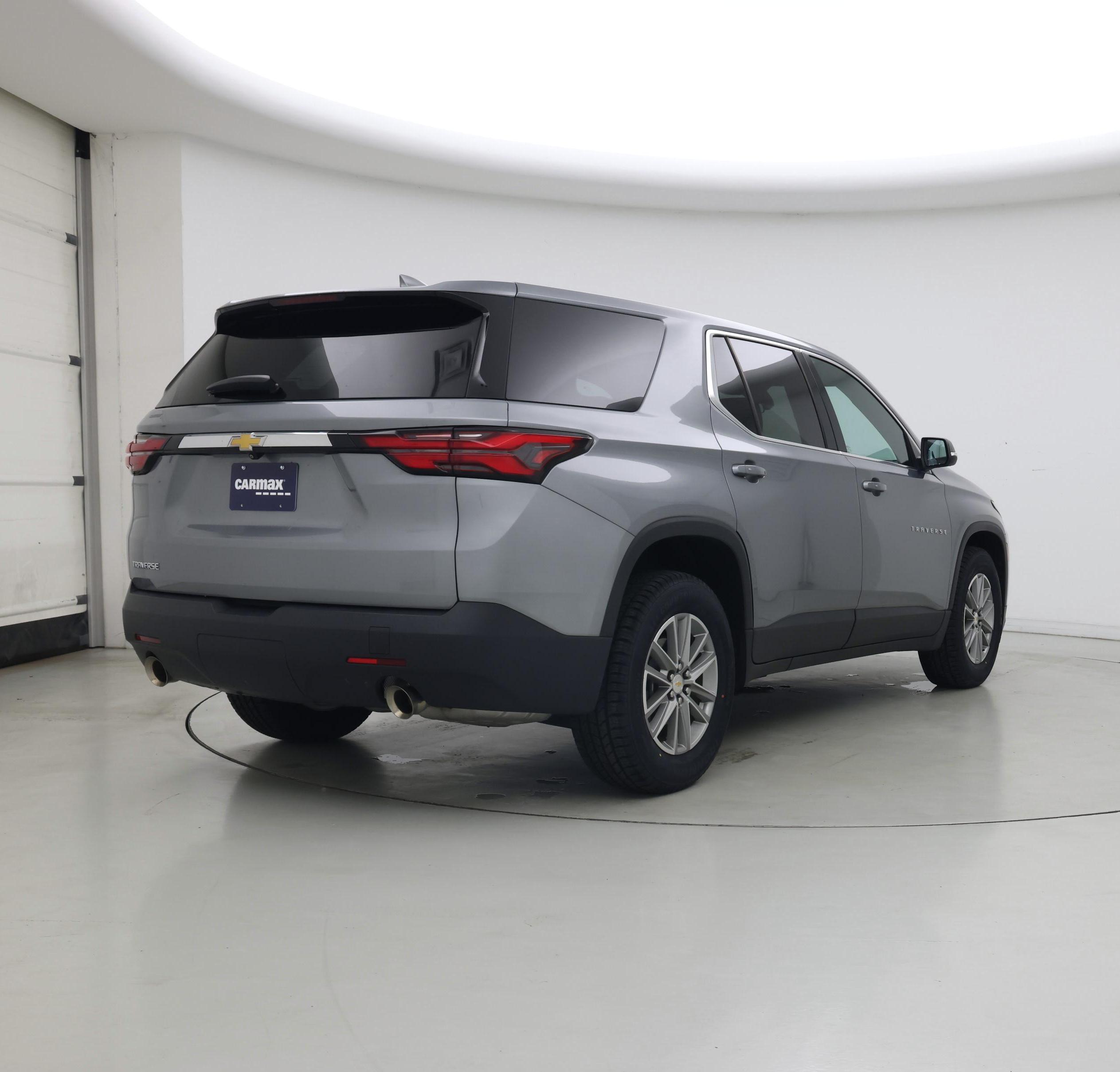 Thumbnail: 2023 Chevrolet Traverse - 8