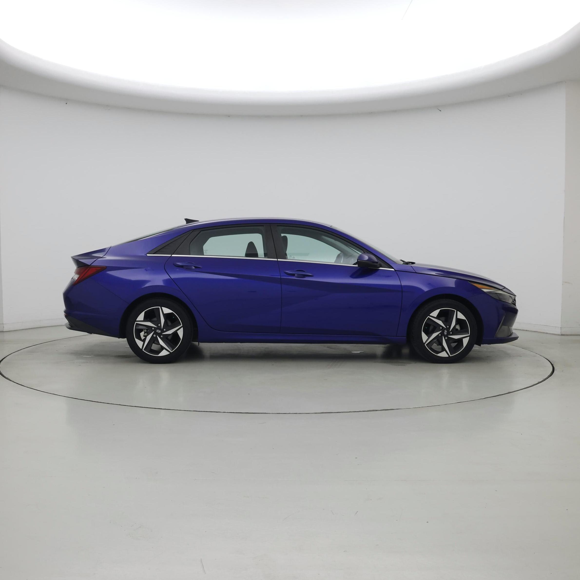 Thumbnail: 2023 Hyundai Elantra - 7