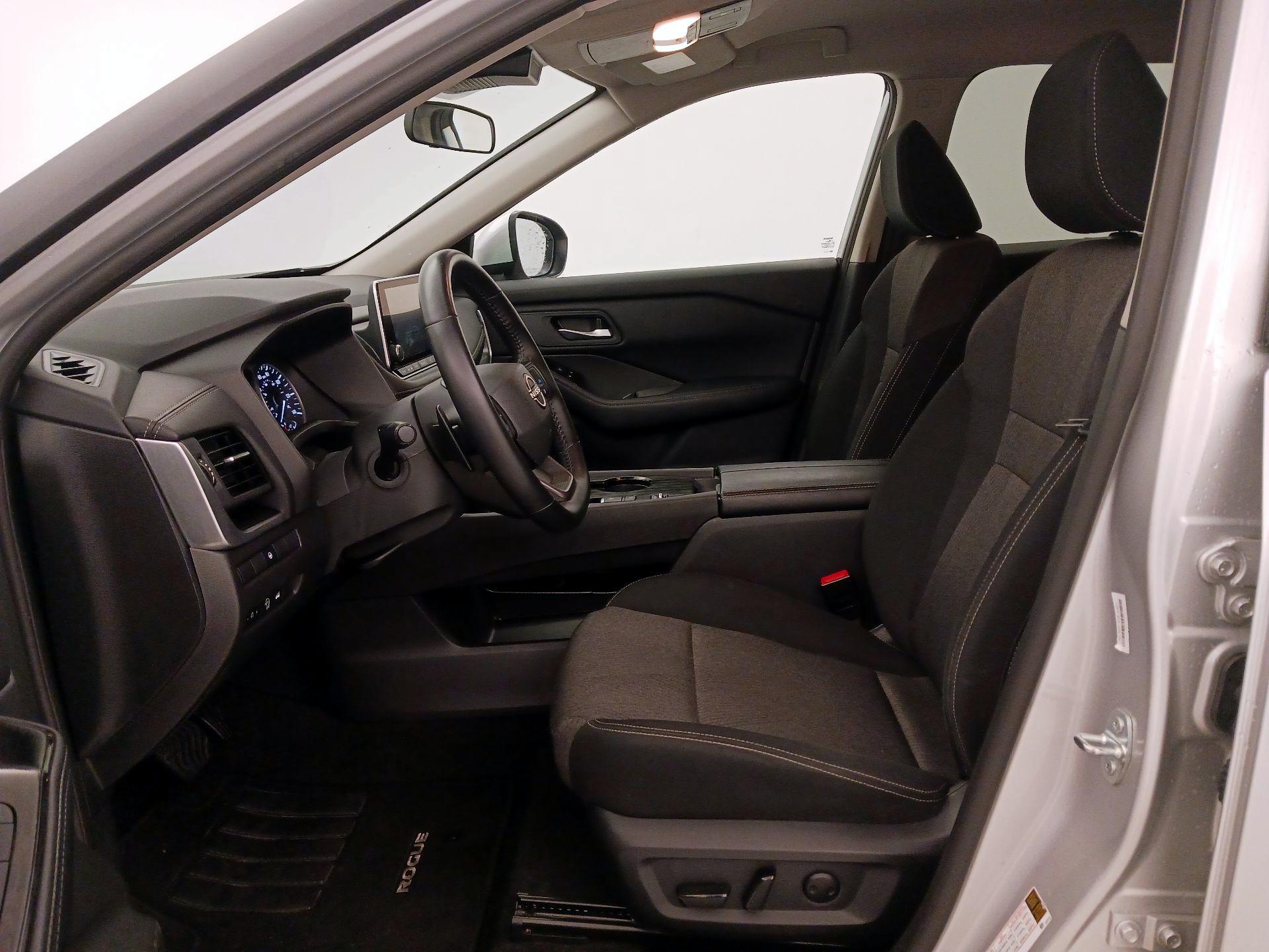 Thumbnail: 2025 Nissan Rogue - 11
