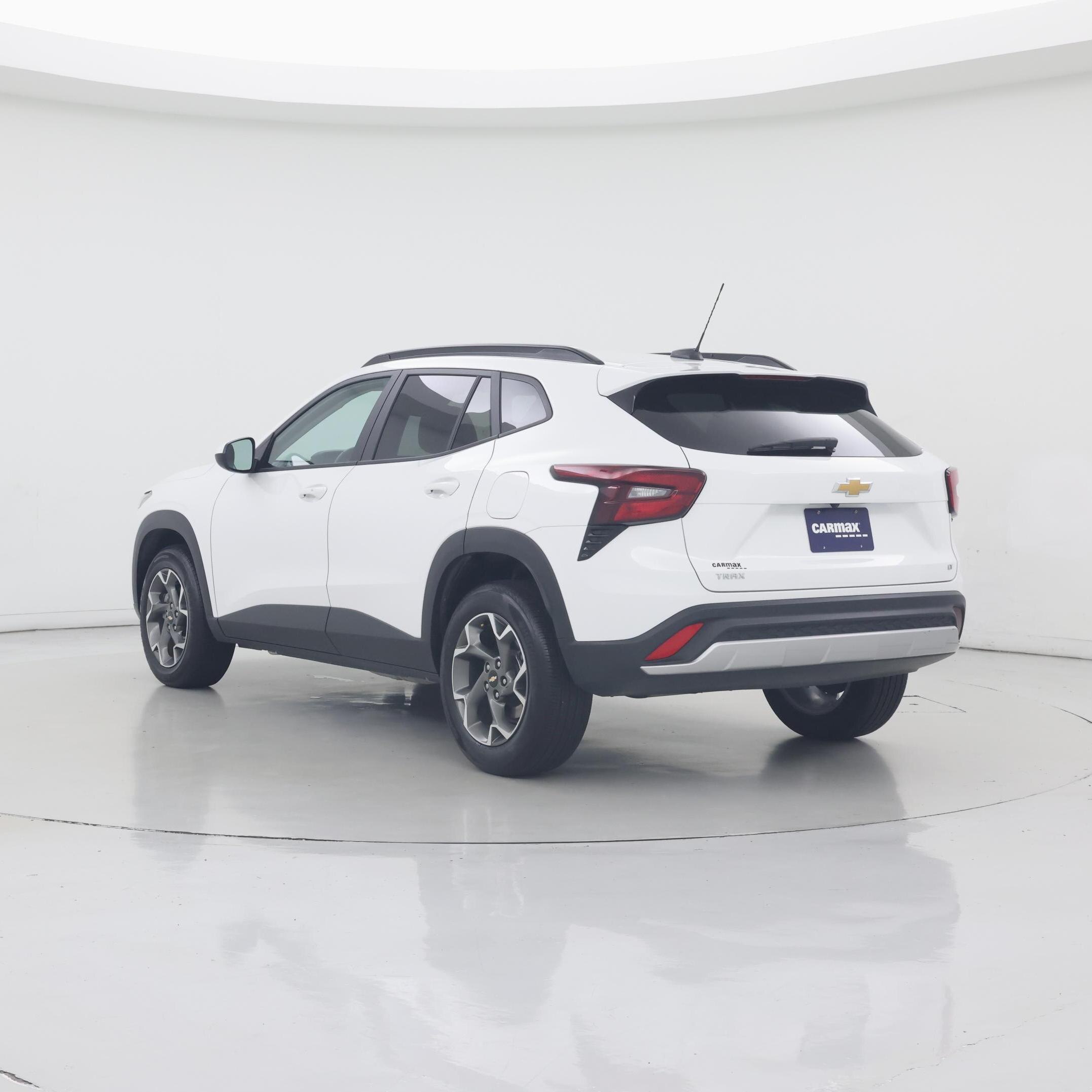 Thumbnail: 2025 Chevrolet Trax - 2