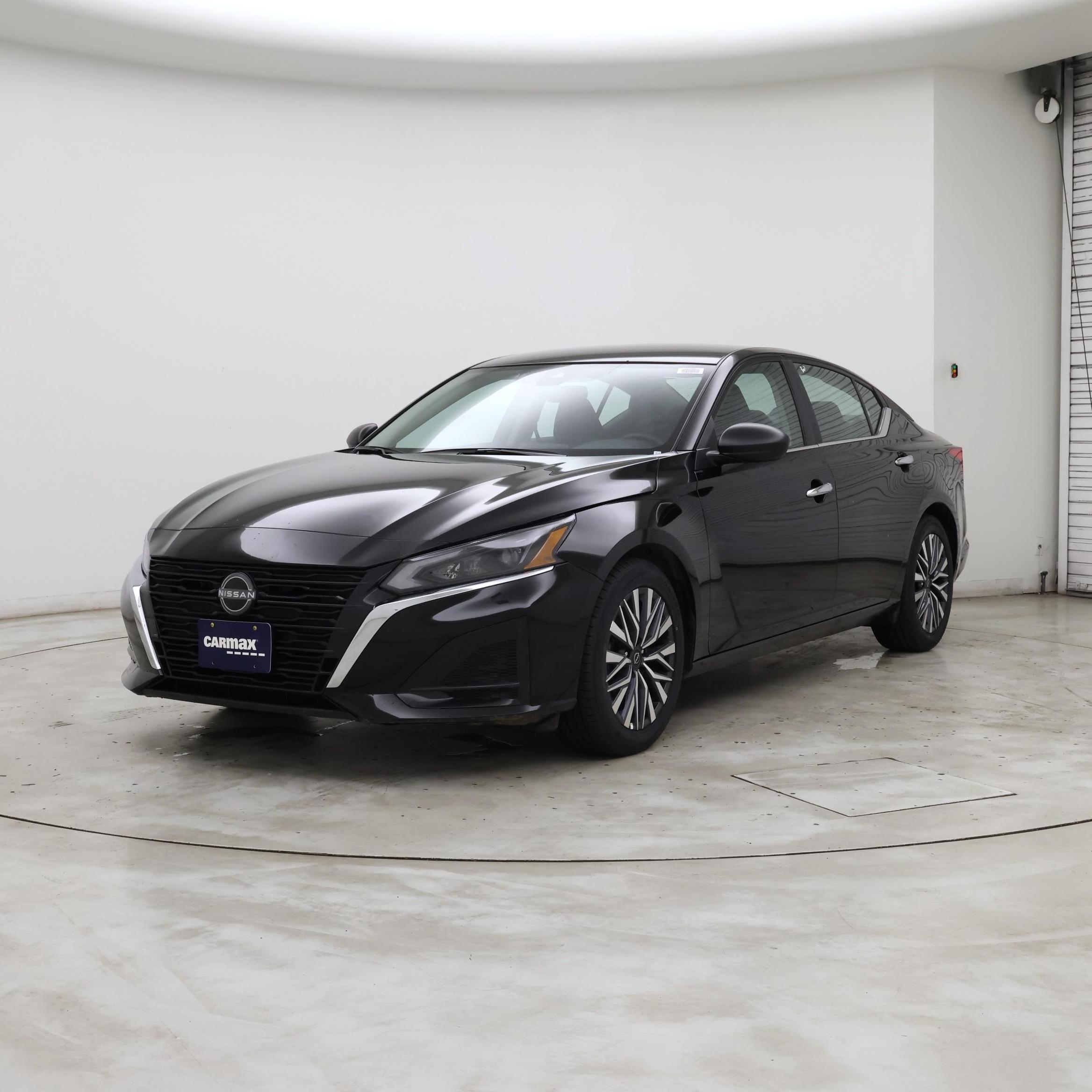 Thumbnail: 2025 Nissan Altima - 4