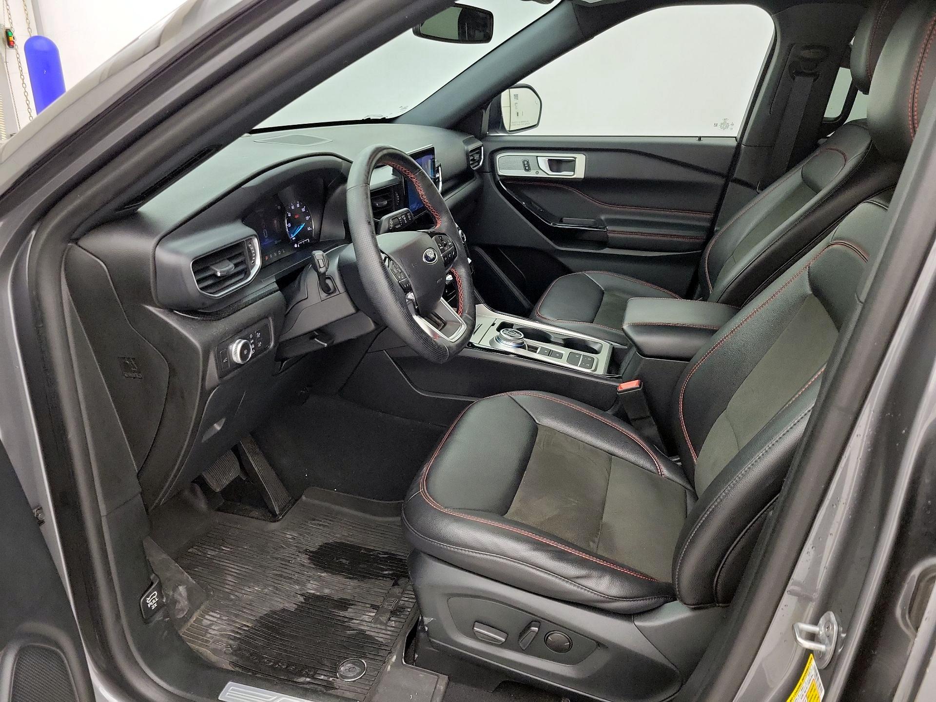 Thumbnail: 2022 Ford Explorer - 11