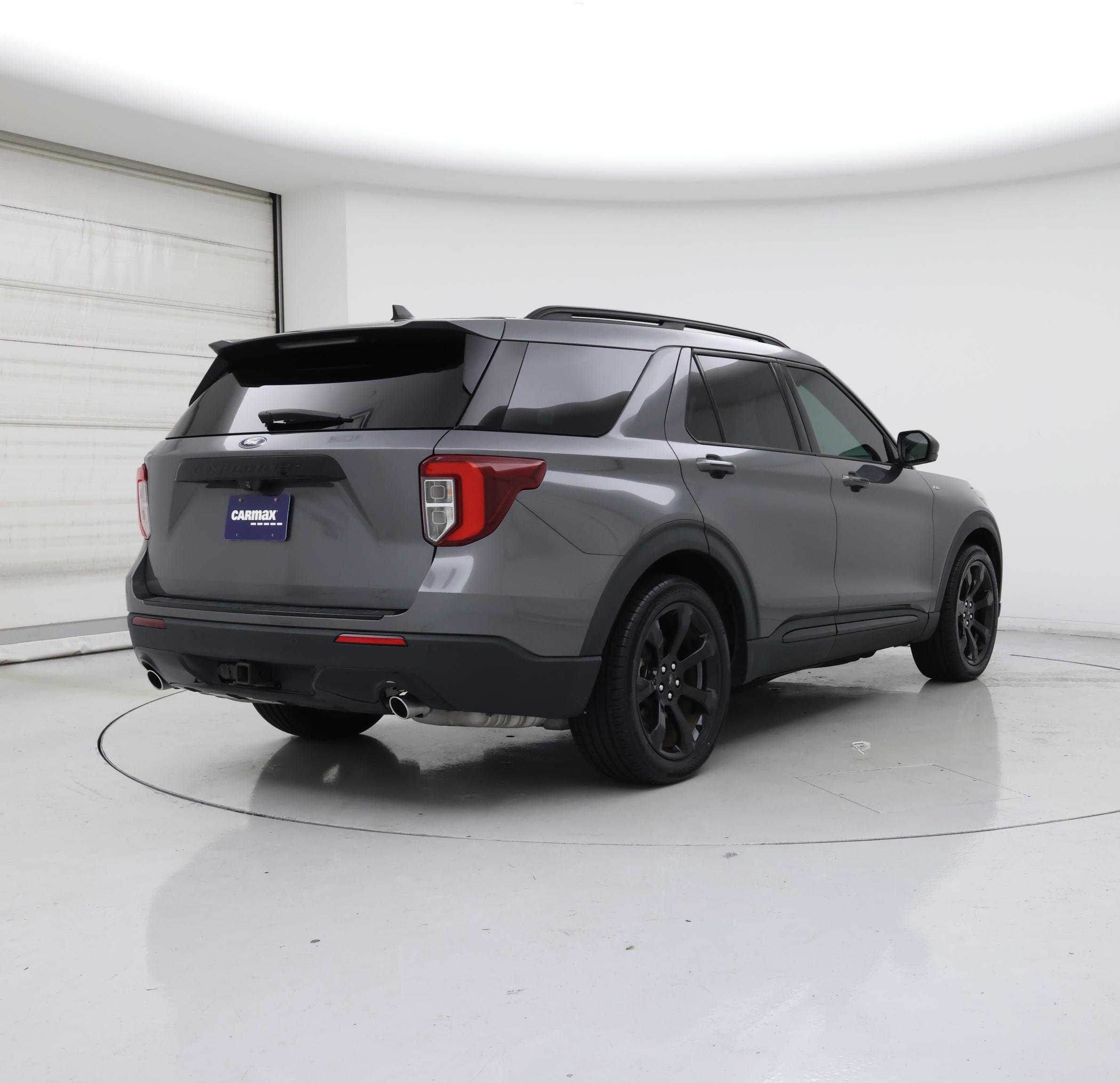 Thumbnail: 2022 Ford Explorer - 8