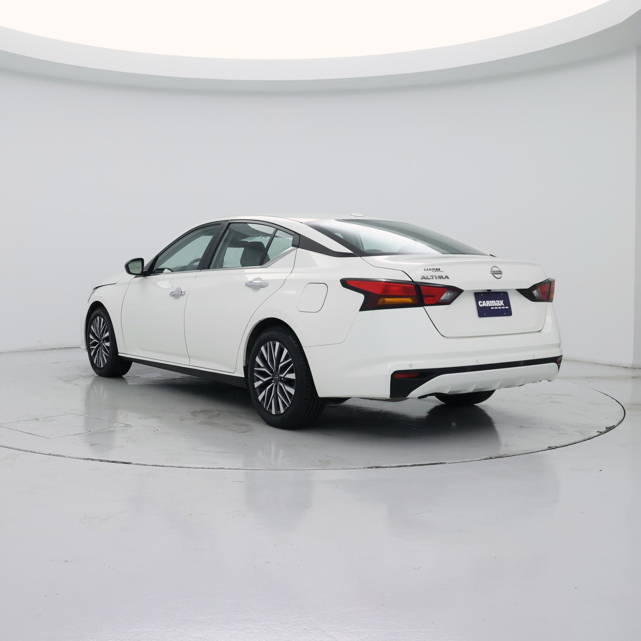 Thumbnail: 2025 Nissan Altima - 2