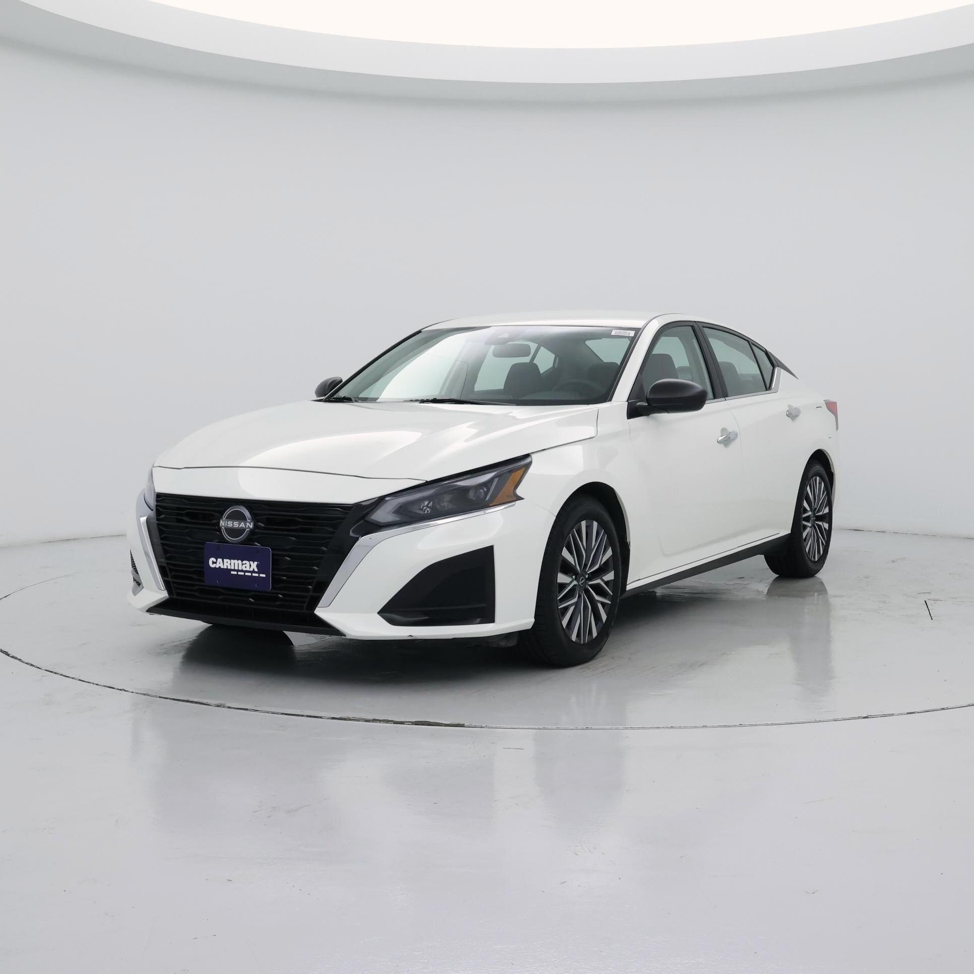 Thumbnail: 2025 Nissan Altima - 4