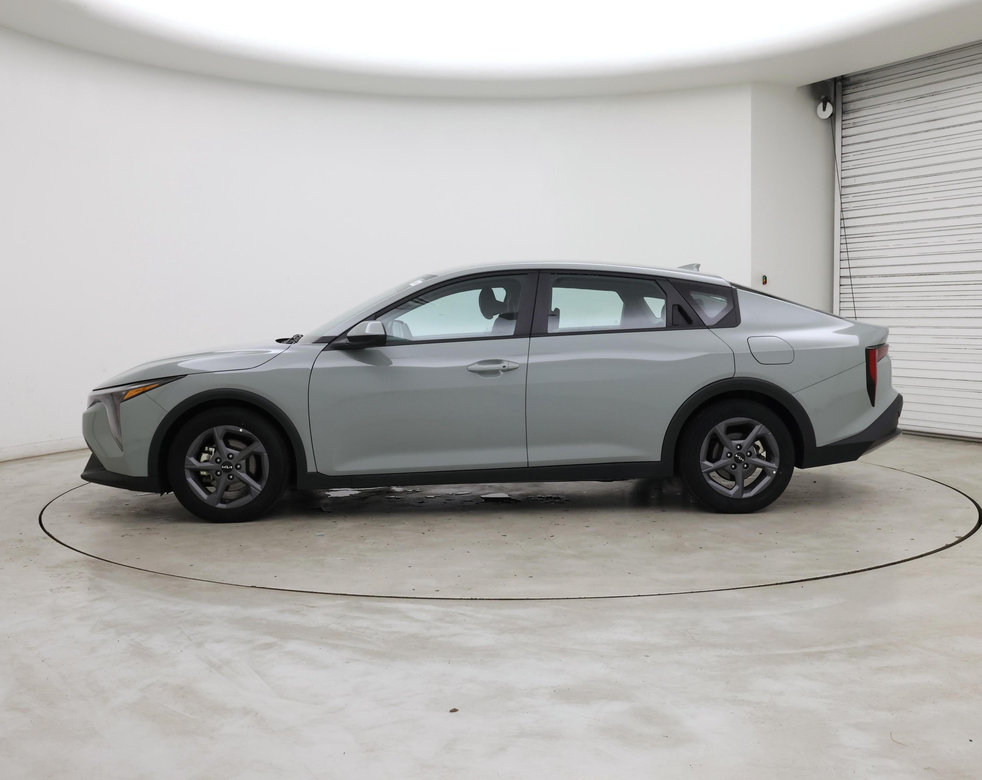 Thumbnail: 2025 Kia K4 - 3